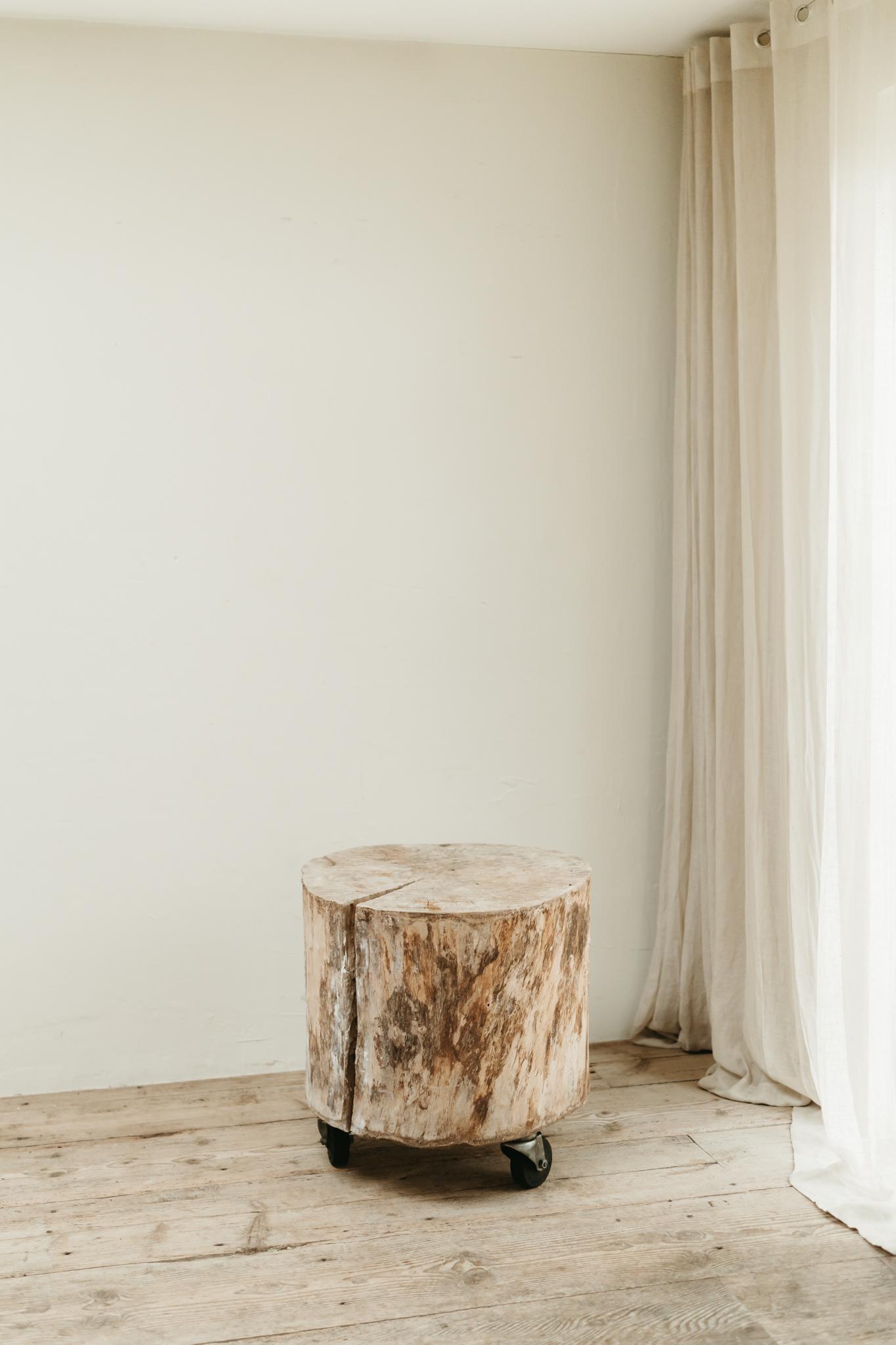 treetrunk table on wheels ... For Sale 7
