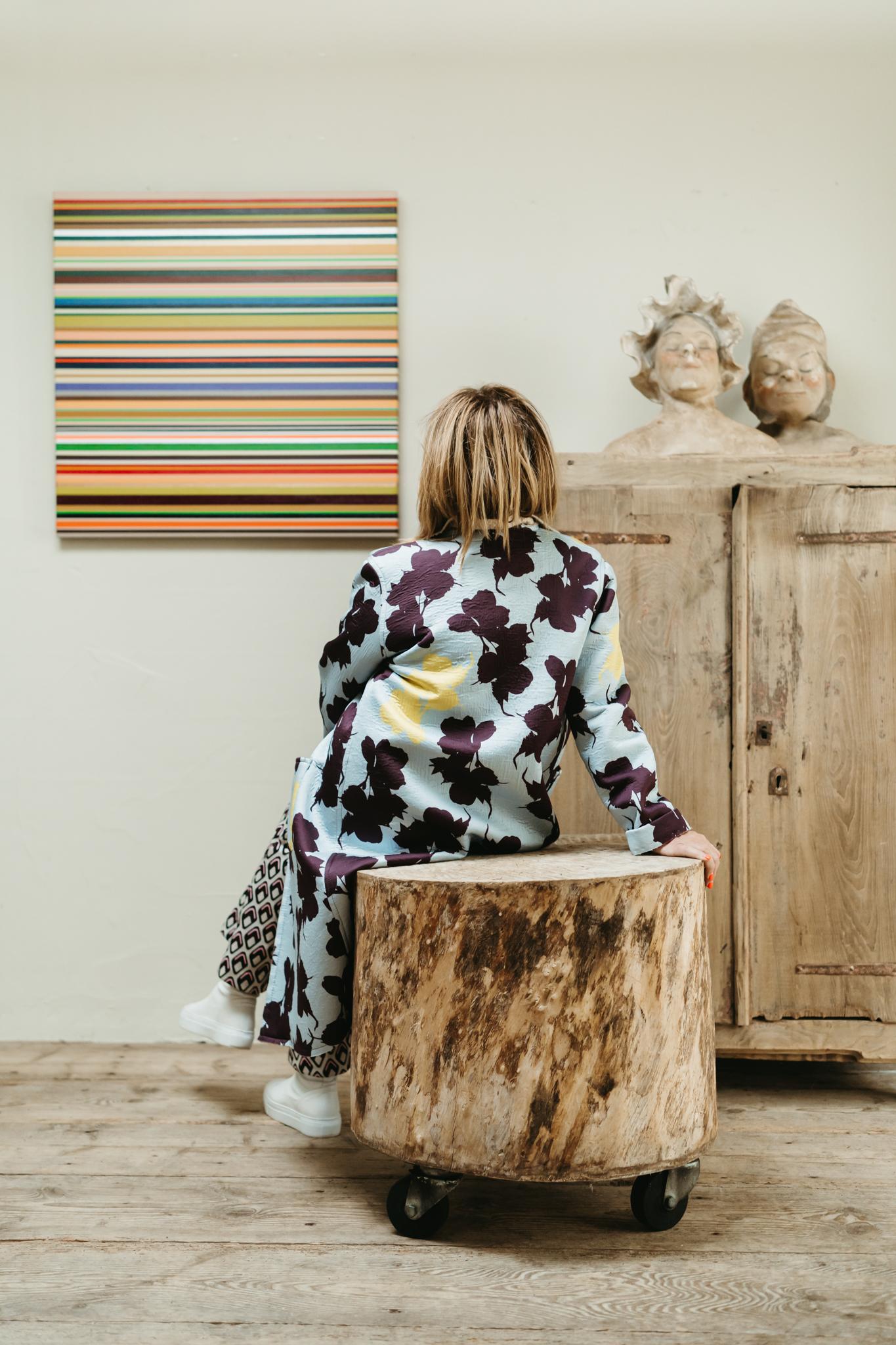 Chestnut treetrunk table on wheels ... For Sale
