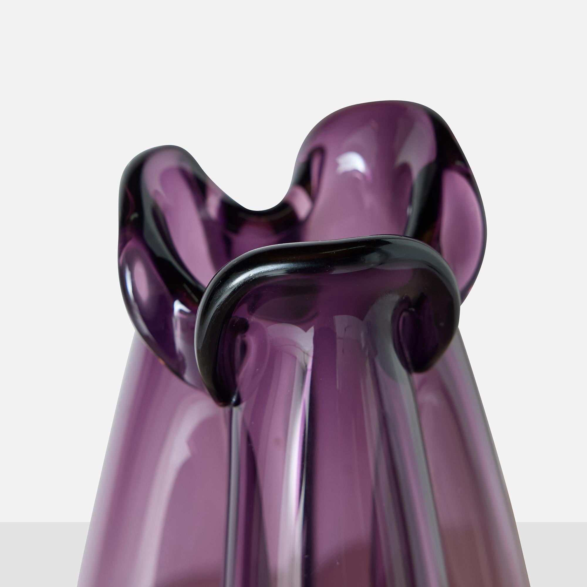 Vase en verre Treflojet par Per Lütken pour Holmegaard Bon état - En vente à San Francisco, CA