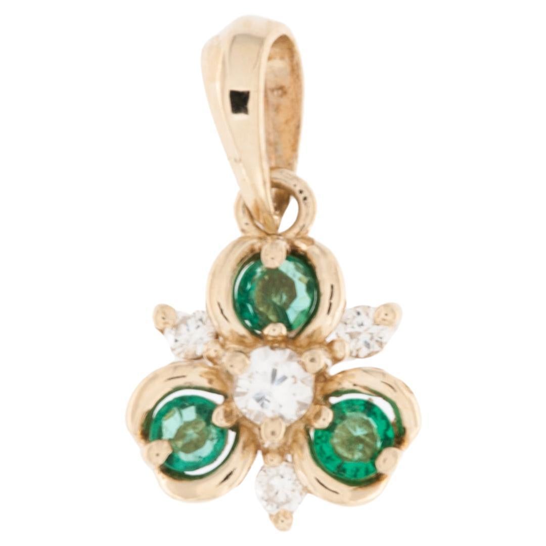 Trefoil 14kt Yellow Gold Pendant with Diamonds and Emeralds For Sale