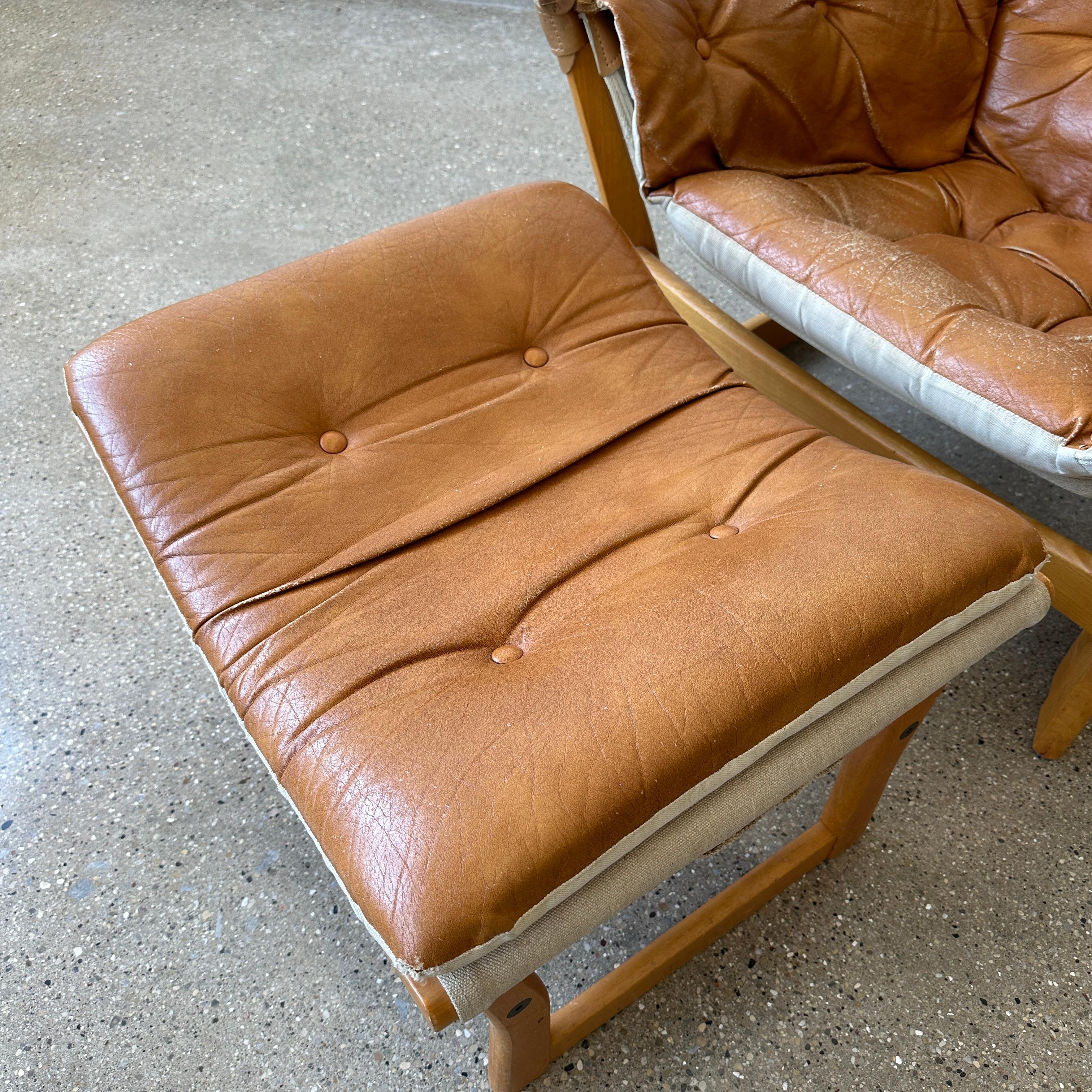 Norvégien Trega Lounge Chair & Ottoman by Tormod Alnaes for Sørliemøbler en vente