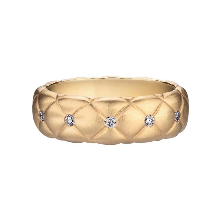 For Sale:  Fabergé Treillage 18k Brushed Yellow Gold Diamond Quilted Ring