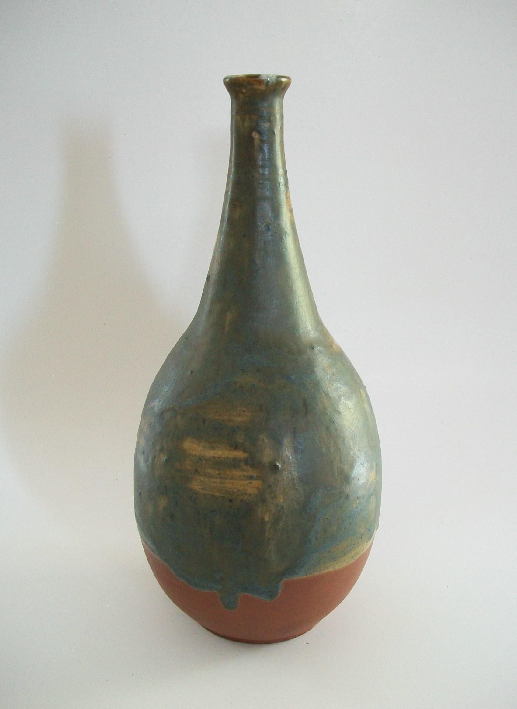 Glazed Treimane Art Pottery - Midcentury Studio Pottery Vase - Canada - circa 1960s For Sale