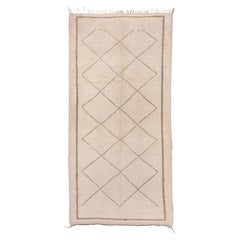 Vintage Trellis Rug in Traditional Diamond Shaped Pattern on Ivory Field