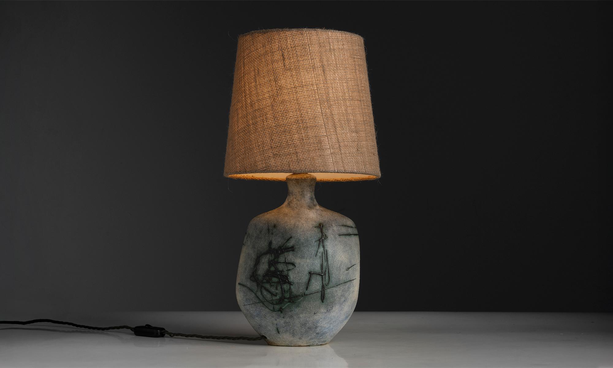 Tremaen Studio Pottery Lamp, England circa 1970 In Good Condition In Culver City, CA