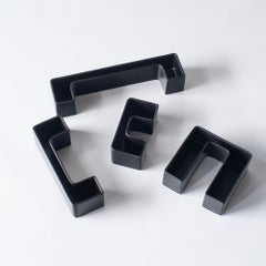 Jarrón Tremiti cuadrado negro Angelo Mangiarotti Edición Aura