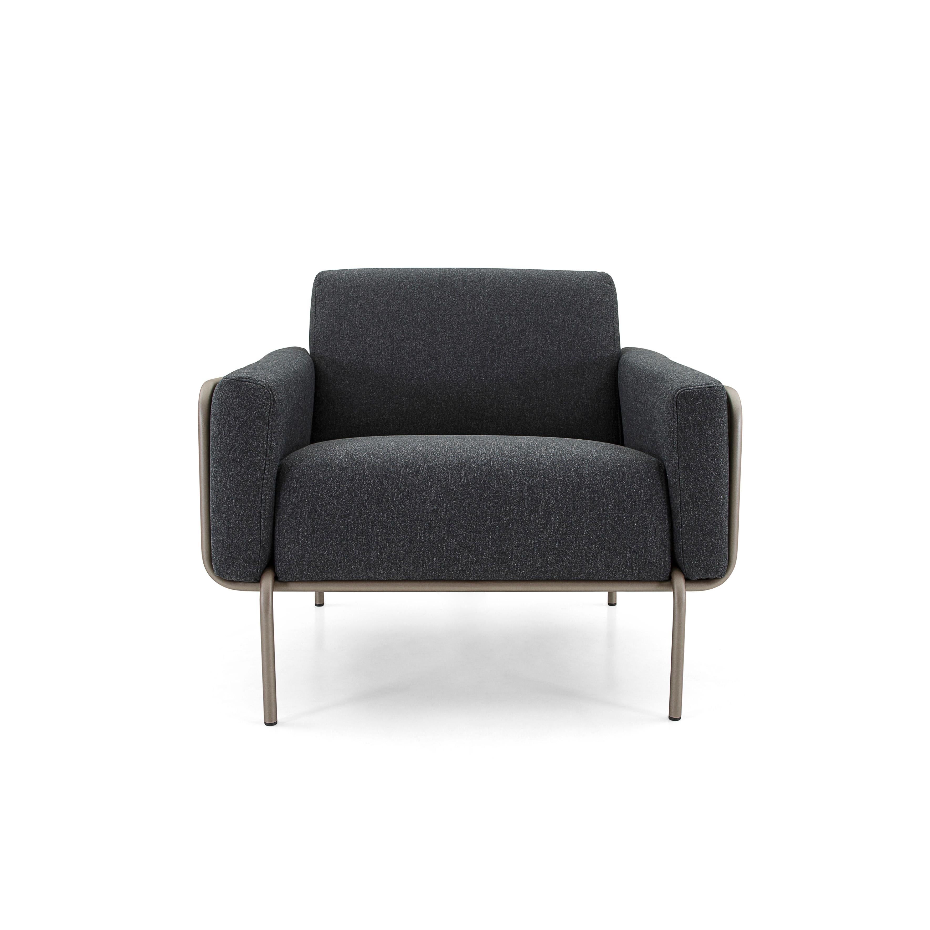 Brazilian Modern Armchair with Chocolate Metal Frame and Leather Pocket  - Trend Line For Sale