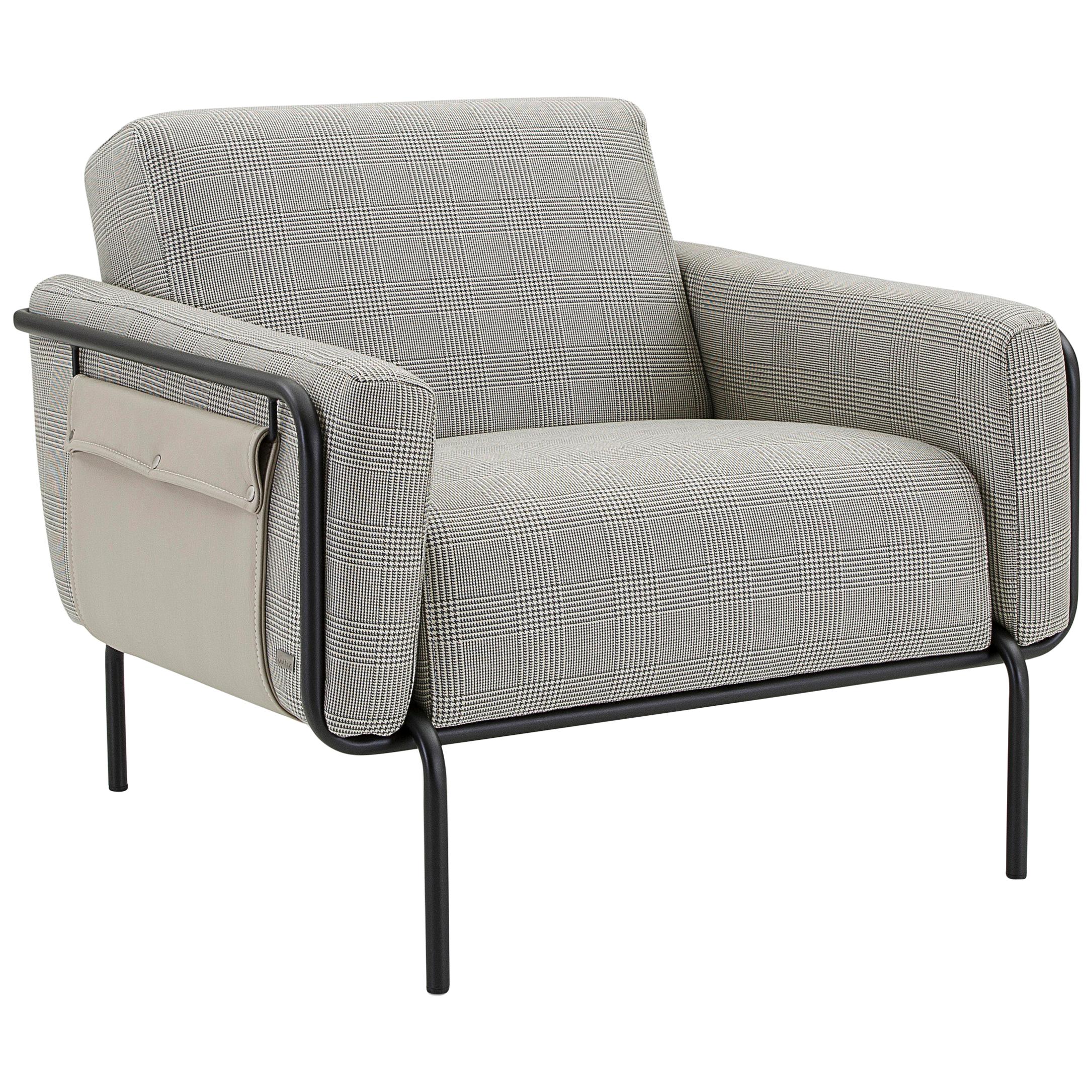 Ultra comfort armchair upholstered in leather and metal frame For Sale