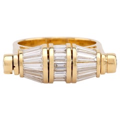 Trendy 4 carat total weight diamond 18k yellow gold spinner ring