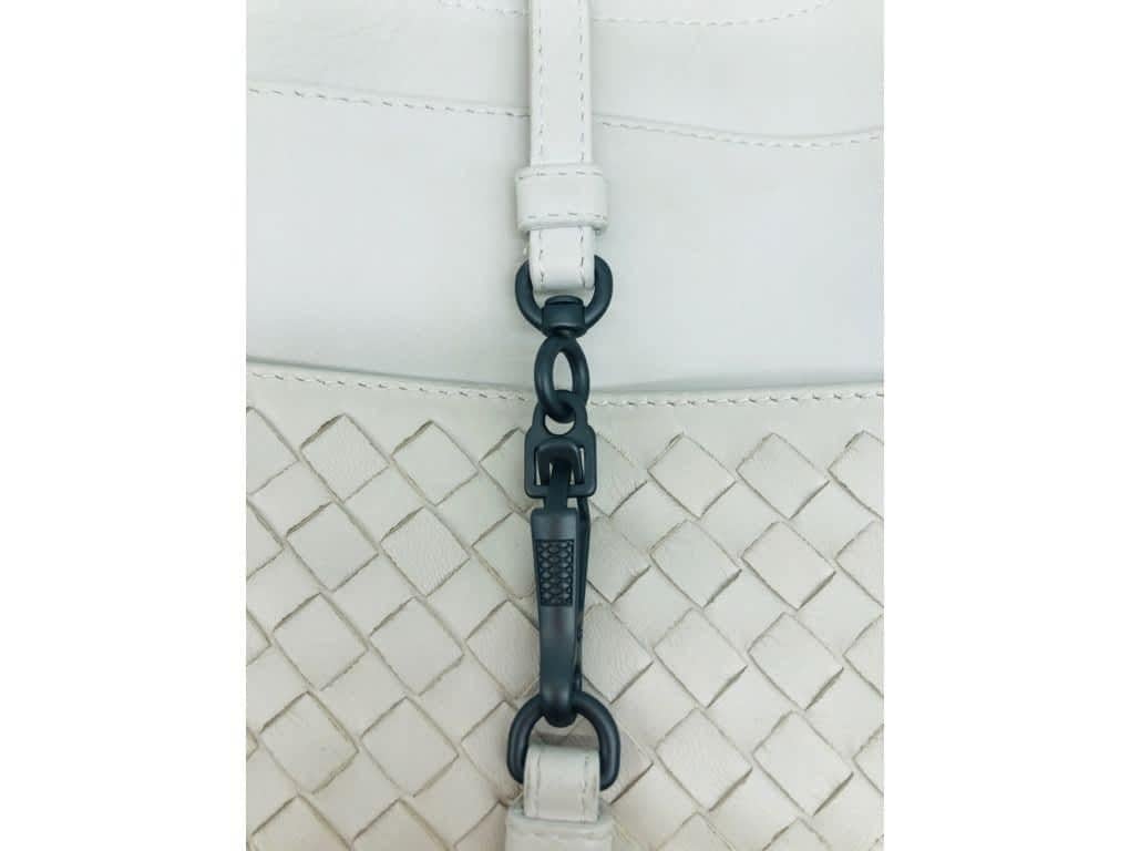 Trendy Bottega Veneta Intrecciato Beverly Shoulder Bag For Sale 1