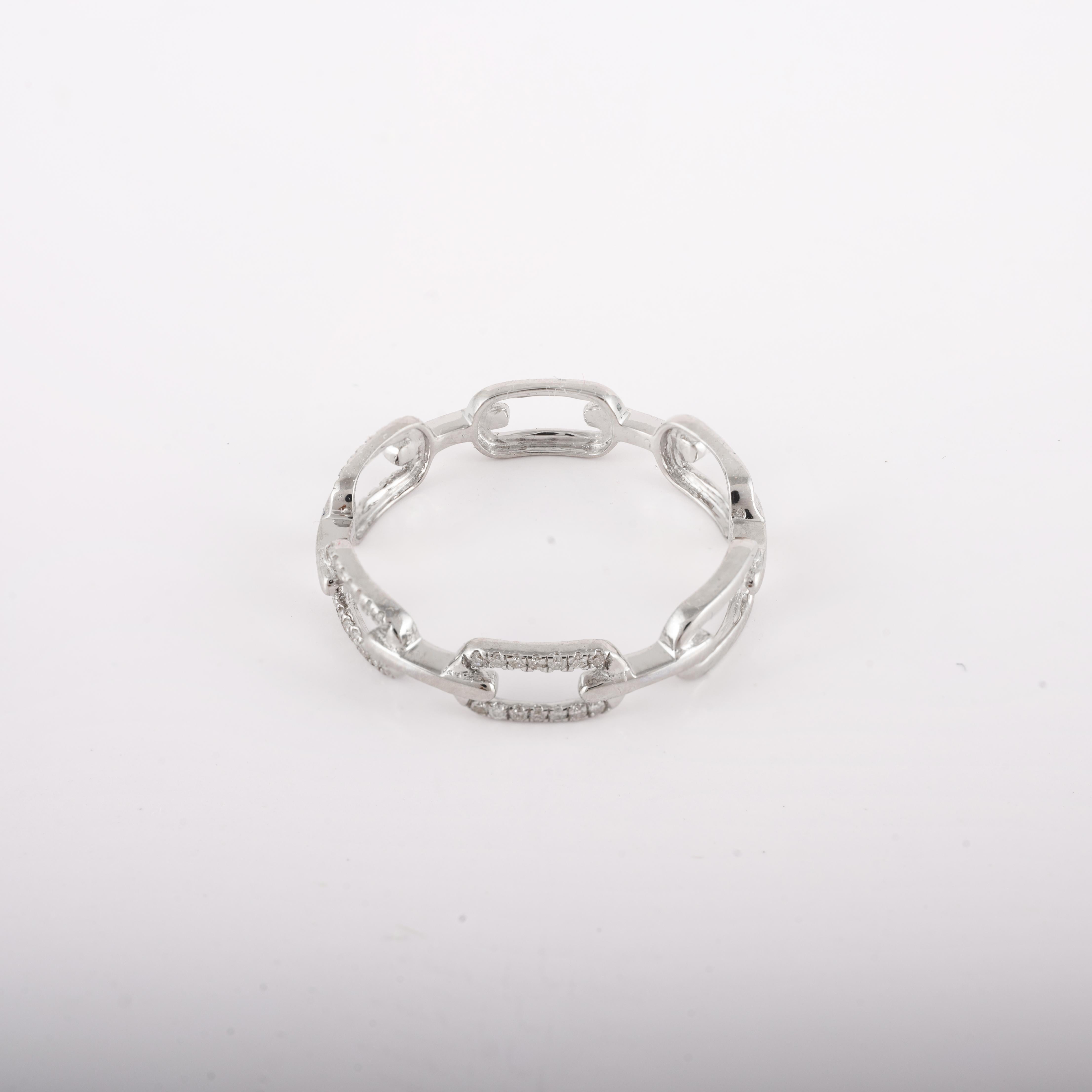 For Sale:  Trendy Diamond Studded Paperclip Chain Ring in 18k Solid White Gold 4