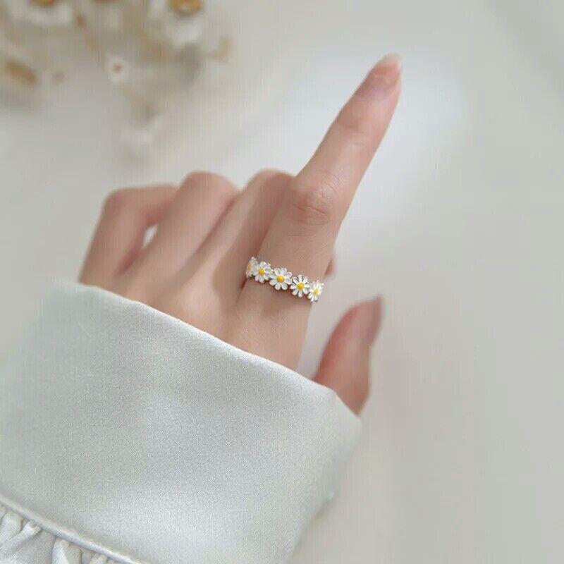 Trendy Korean Style Daisy Flower Rings For Women Sweet Cute Ring 925 Silver Gift For Sale 2
