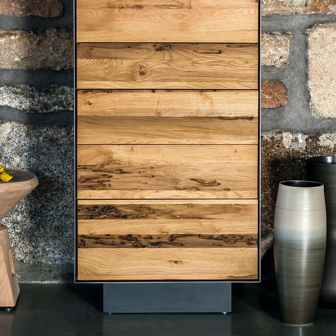 Italian Trendy Raw Oak Chest of Drawers For Sale