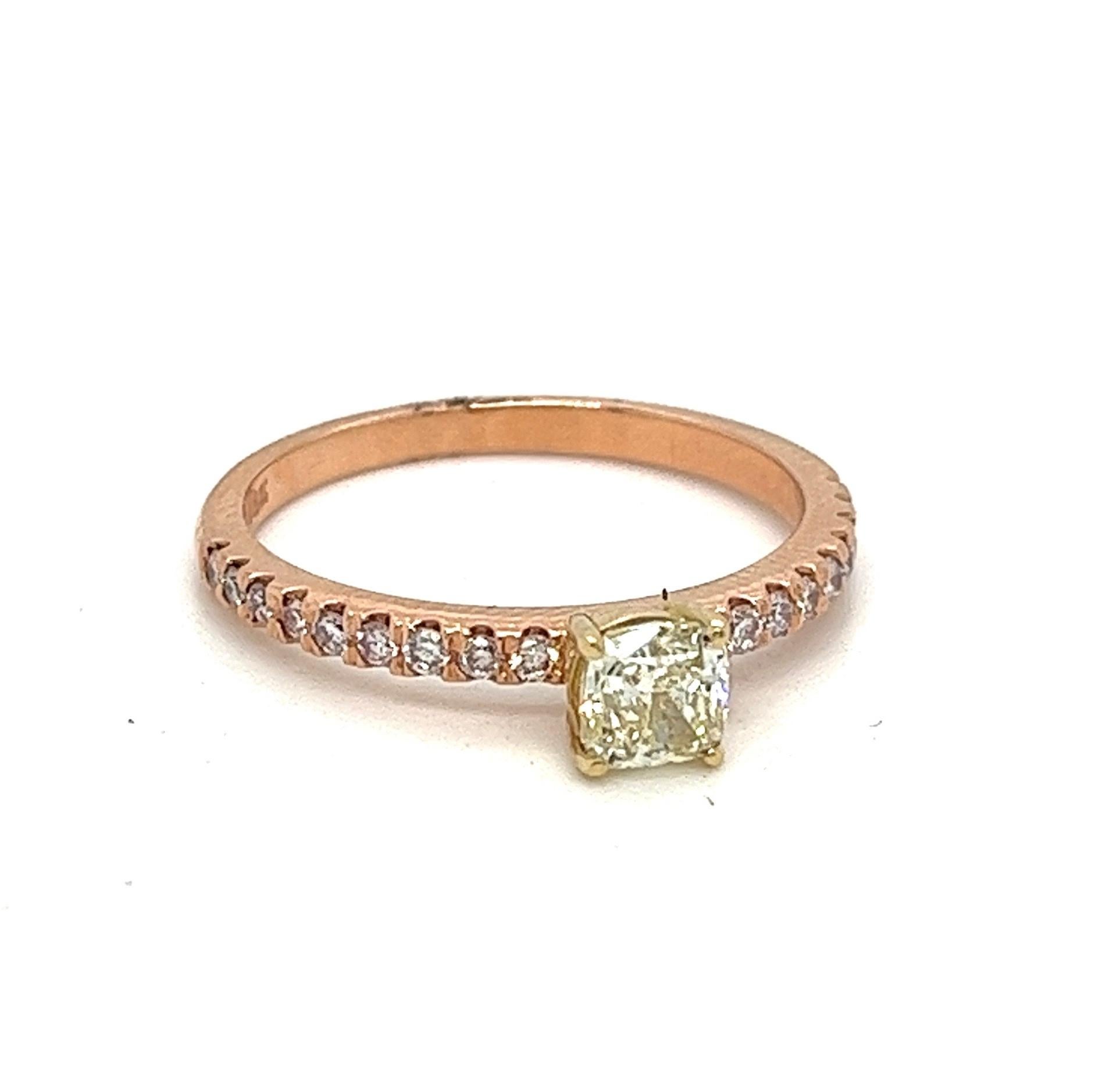 Trendy Yellow & Rose Diamonds Ring in 14 Karat Gold For Sale 4