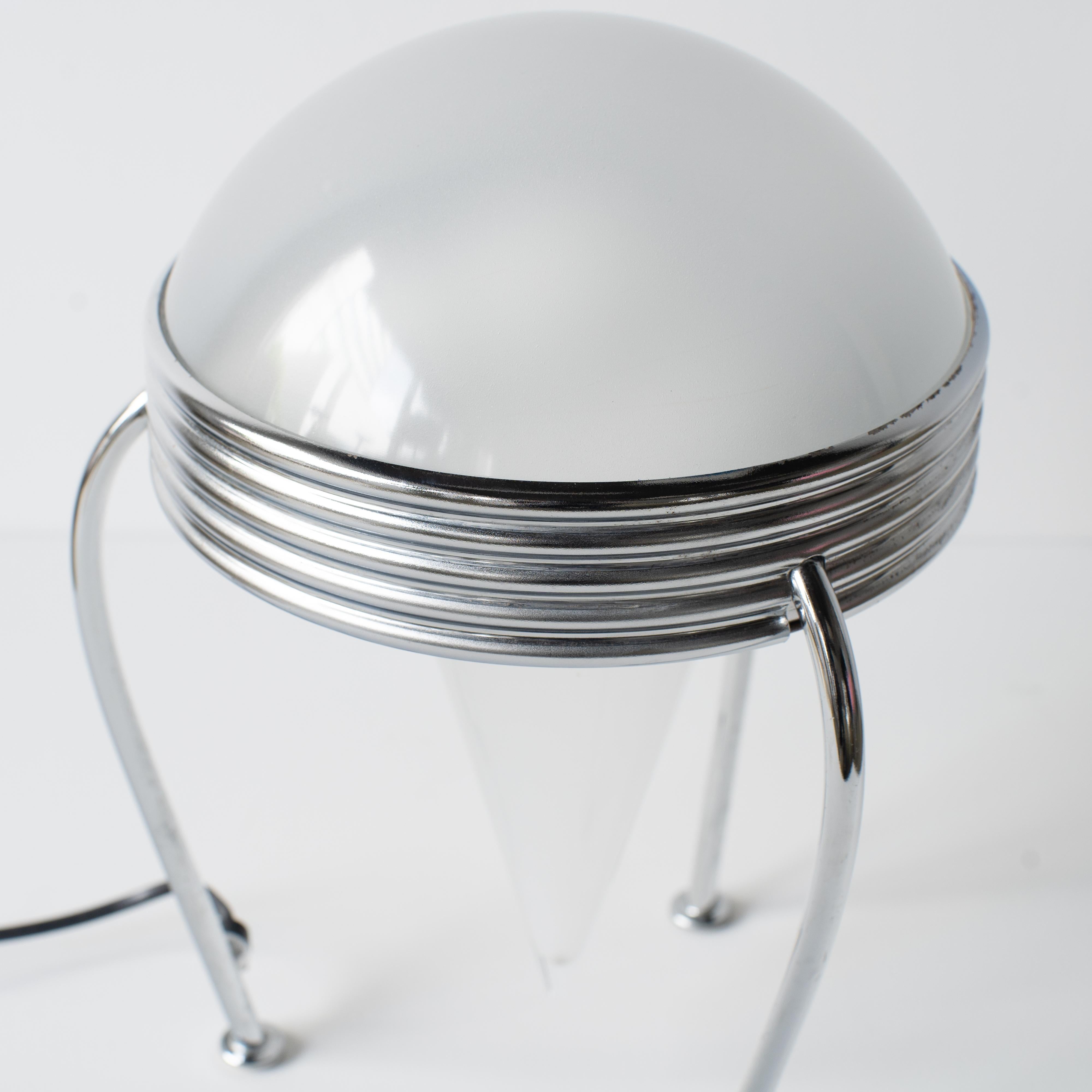 Trenta Massimo Iosa Ghini Lampe aus Glas und Stahl Postmodern 80s\ im Angebot 2