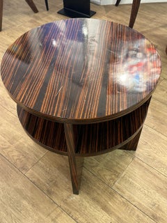 Très beau guéridon / table d'appoint ronde en macassar - 2 plateaux