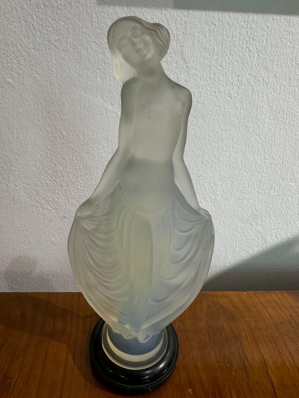 Art Deco Très belle et rare Statuette 
