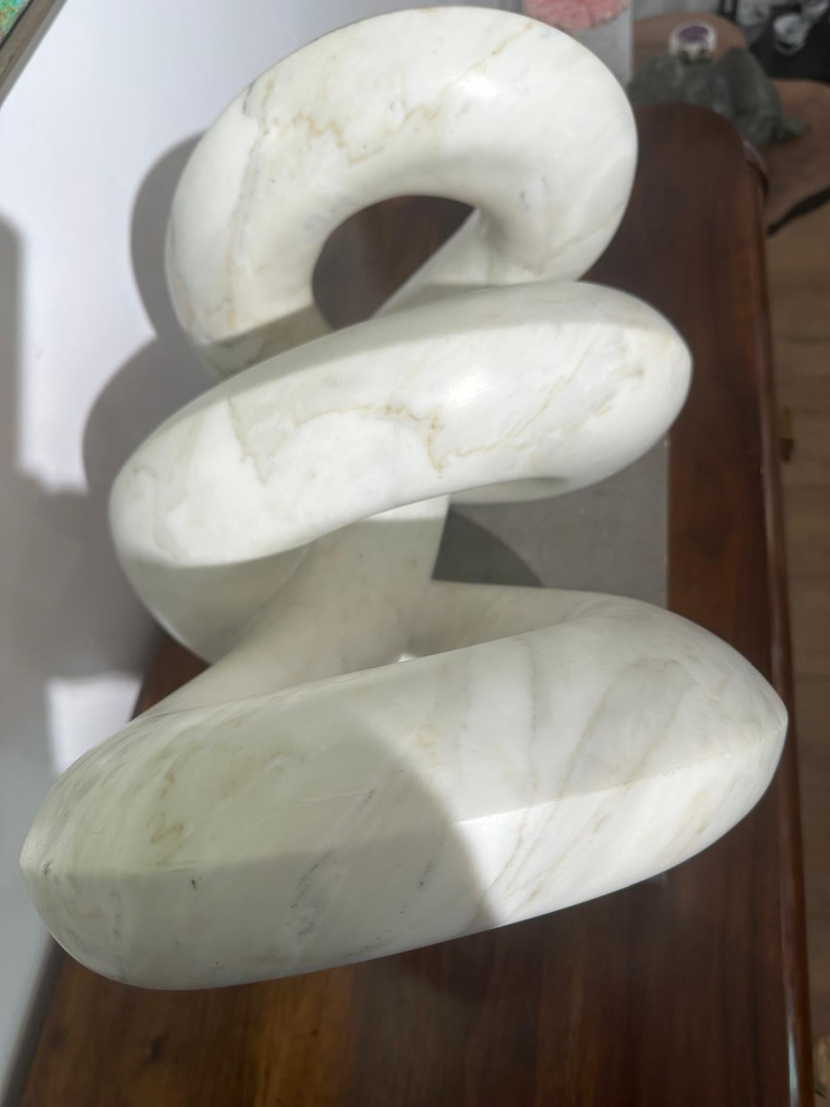 Art Nouveau Très belle sculpture en marbre 
