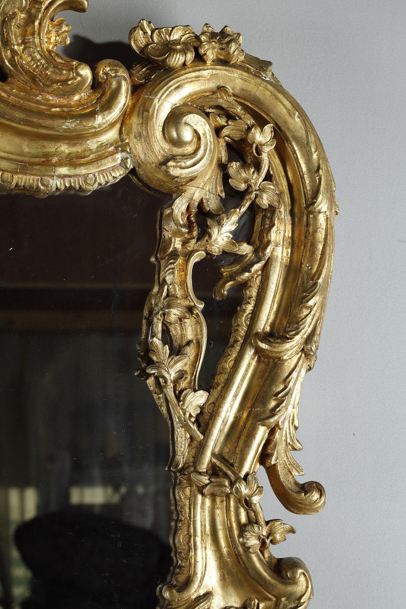 Very large Louis XV Style mirror with Rocaille decoration 6