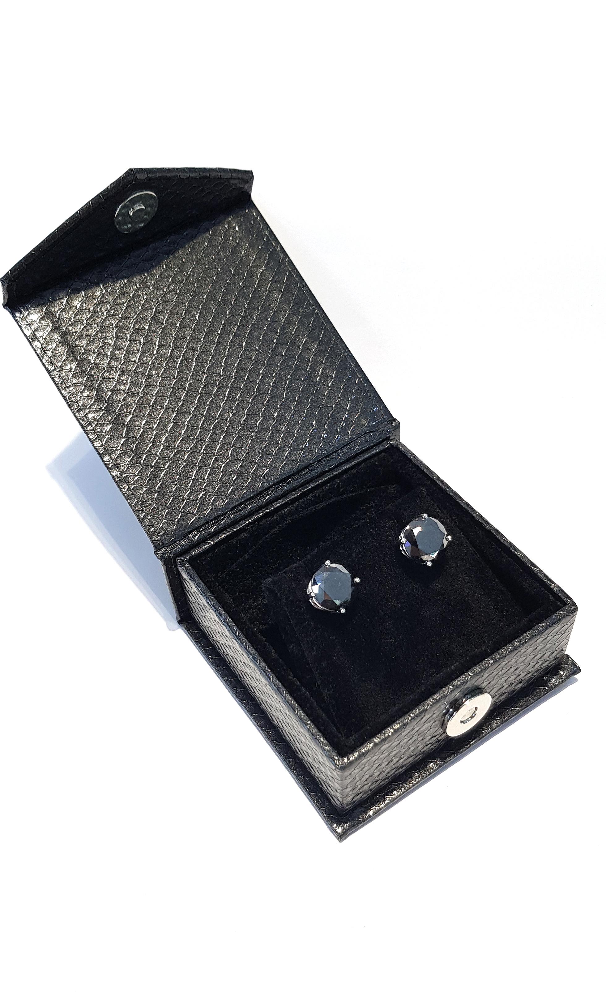 Tresor Paris 8.75 Carat Black Diamond Bespoke 18 Kt Gold Solitaire Stud Earrings For Sale 5