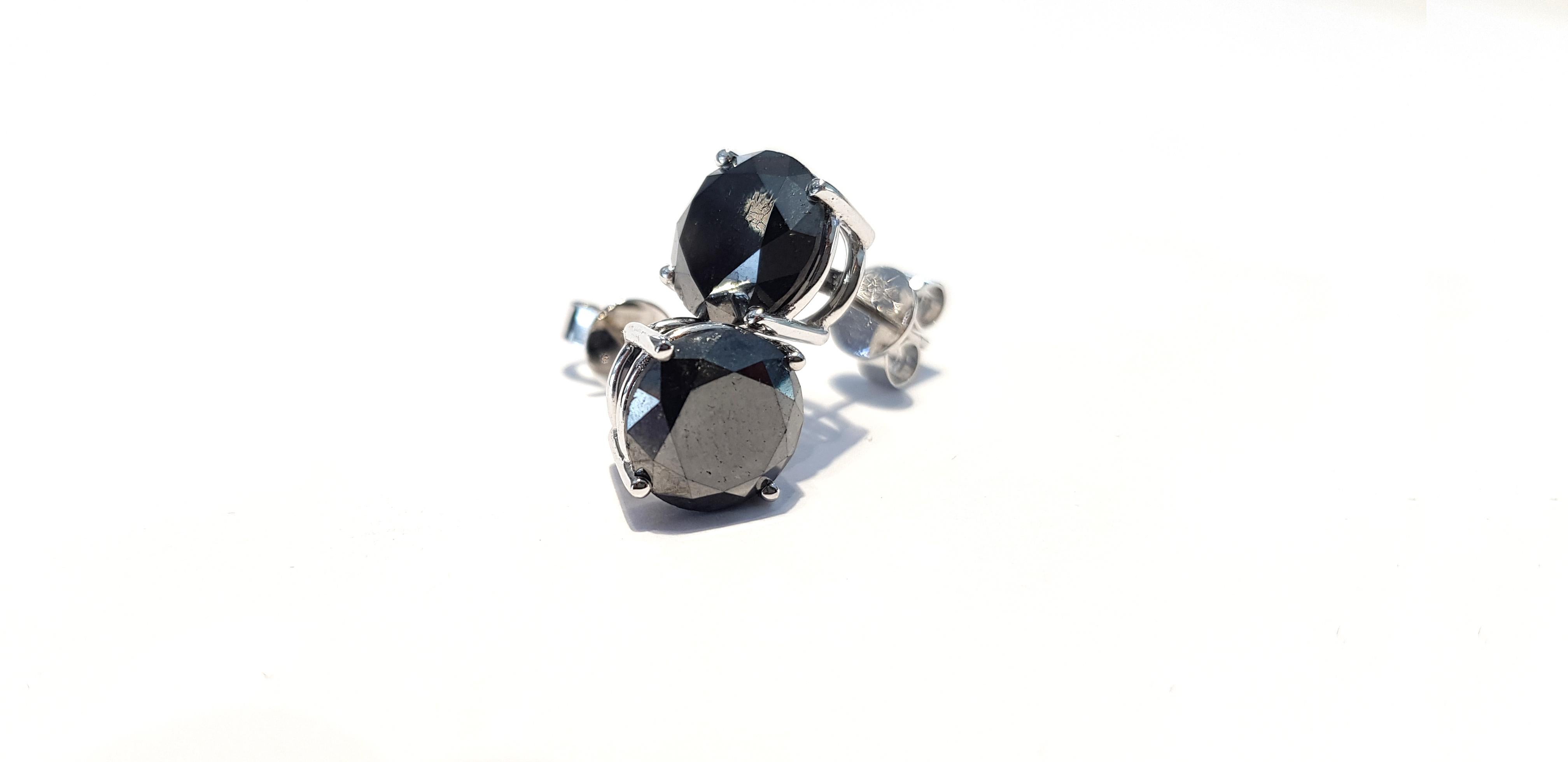 Modern Tresor Paris 8.75 Carat Black Diamond Bespoke 18 Kt Gold Solitaire Stud Earrings For Sale