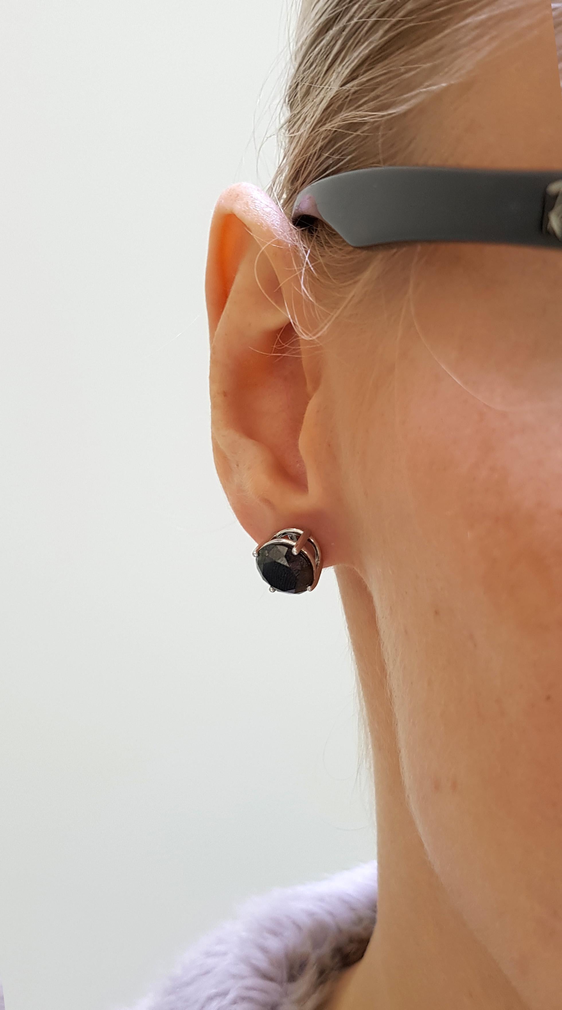 Round Cut Tresor Paris 8.75 Carat Black Diamond Bespoke 18 Kt Gold Solitaire Stud Earrings For Sale
