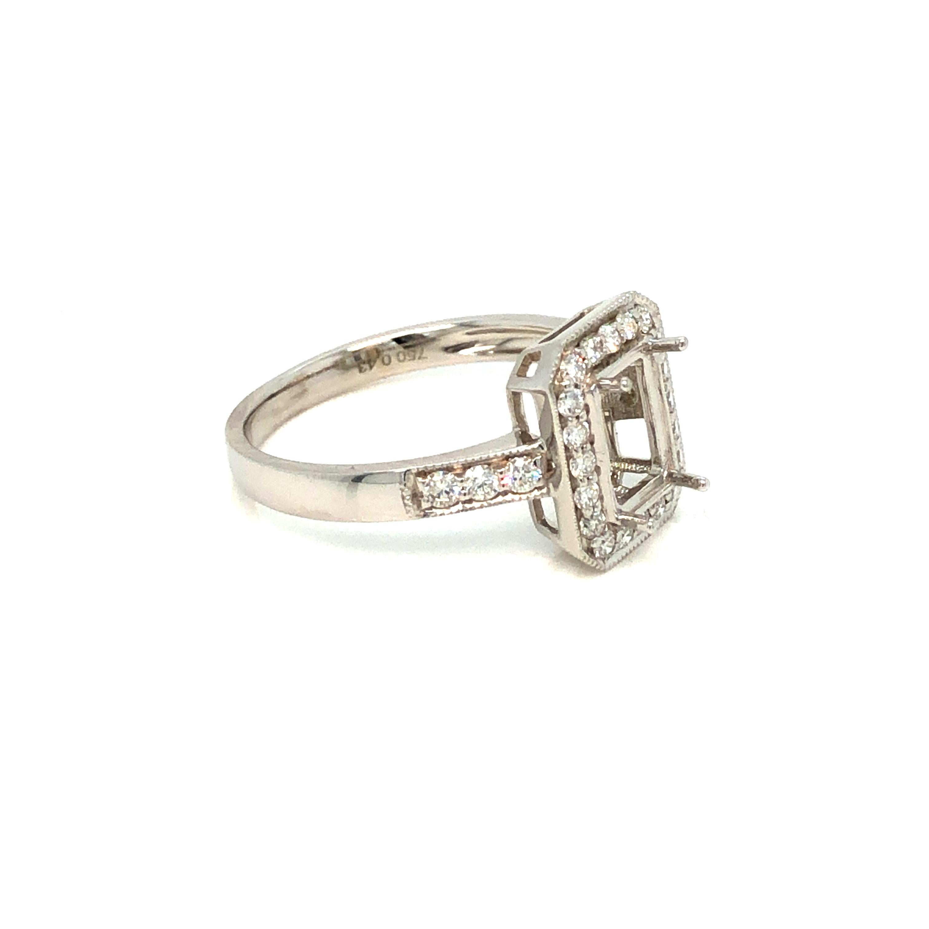 Tresor Paris Bespoke Halo Mount Emerald Cut Centre Round Diamond Engagement Ring For Sale 3