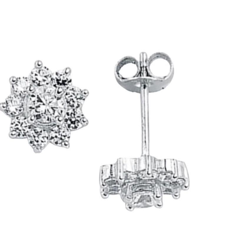 Tresor Paris Flower Cluster Halo Sterling Silver Stud Cubic Zirconia Earrings  In New Condition For Sale In London, GB