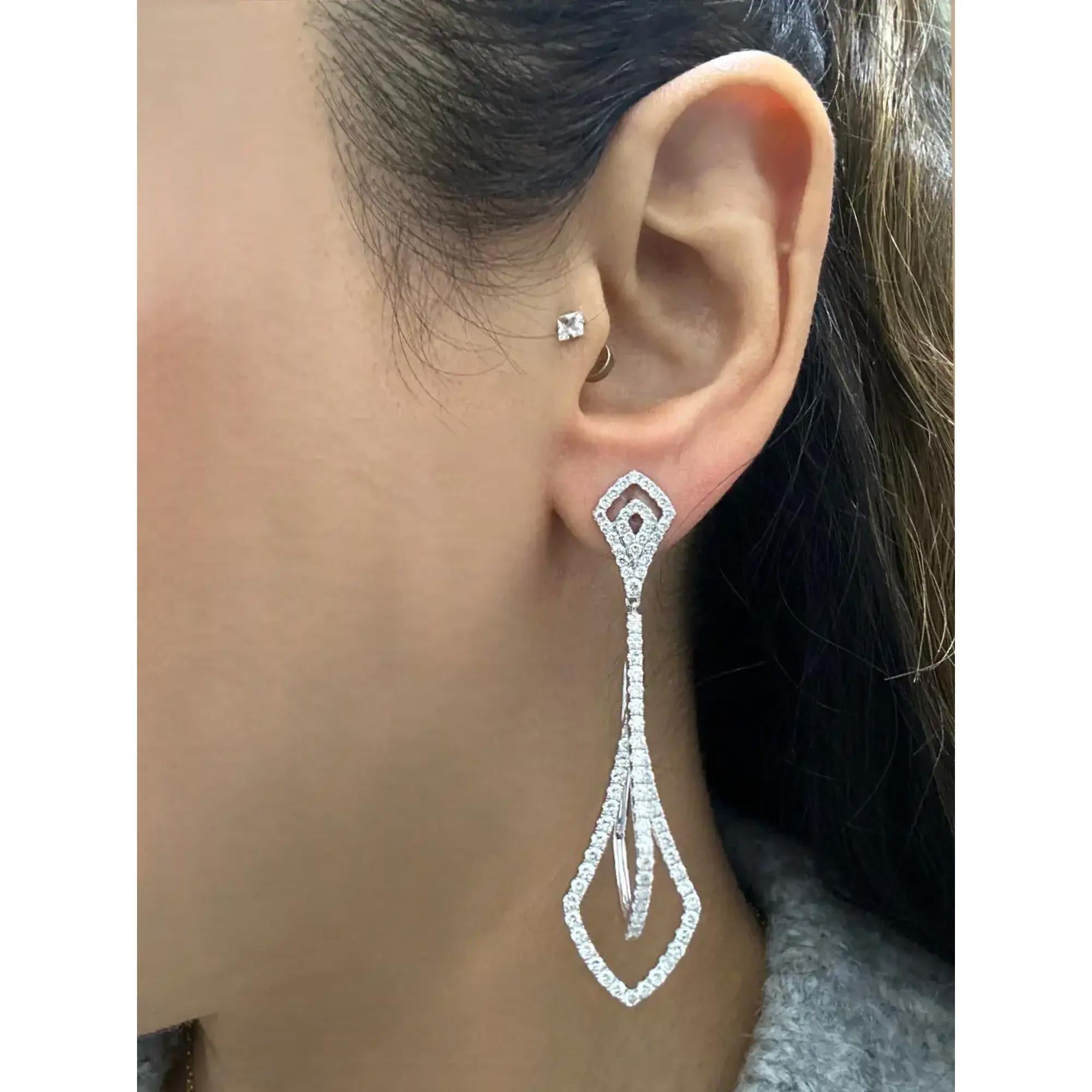 Tresorra Pendientes Largos de Gota de Diamante de Corte Redondo Oro Blanco de 18K 3.60Cttw Corte redondo en venta