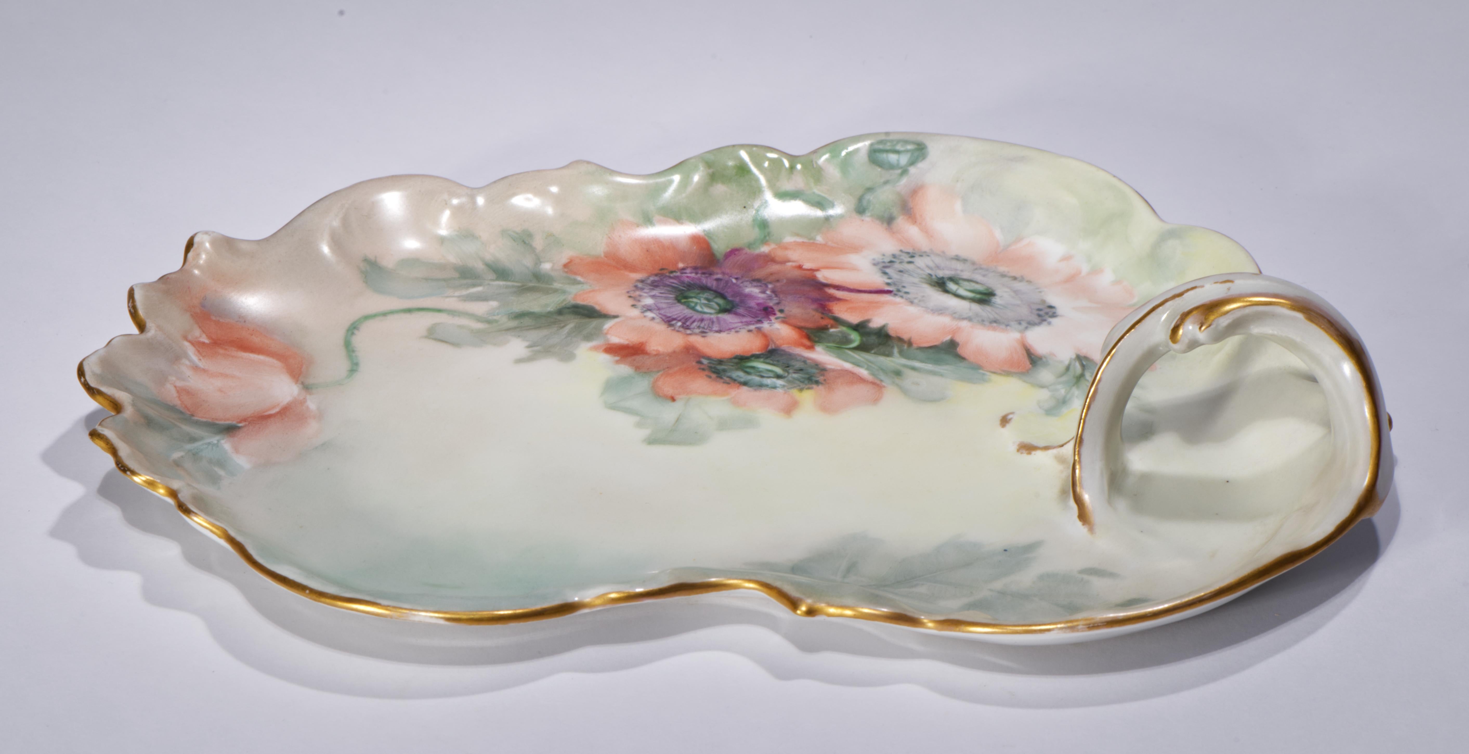 Vassoio da toilette in porcellana di Tressemanes & Vogt dipinto a mano, Francia 1895 In condizioni buone in vendita a Clifton Springs, NY