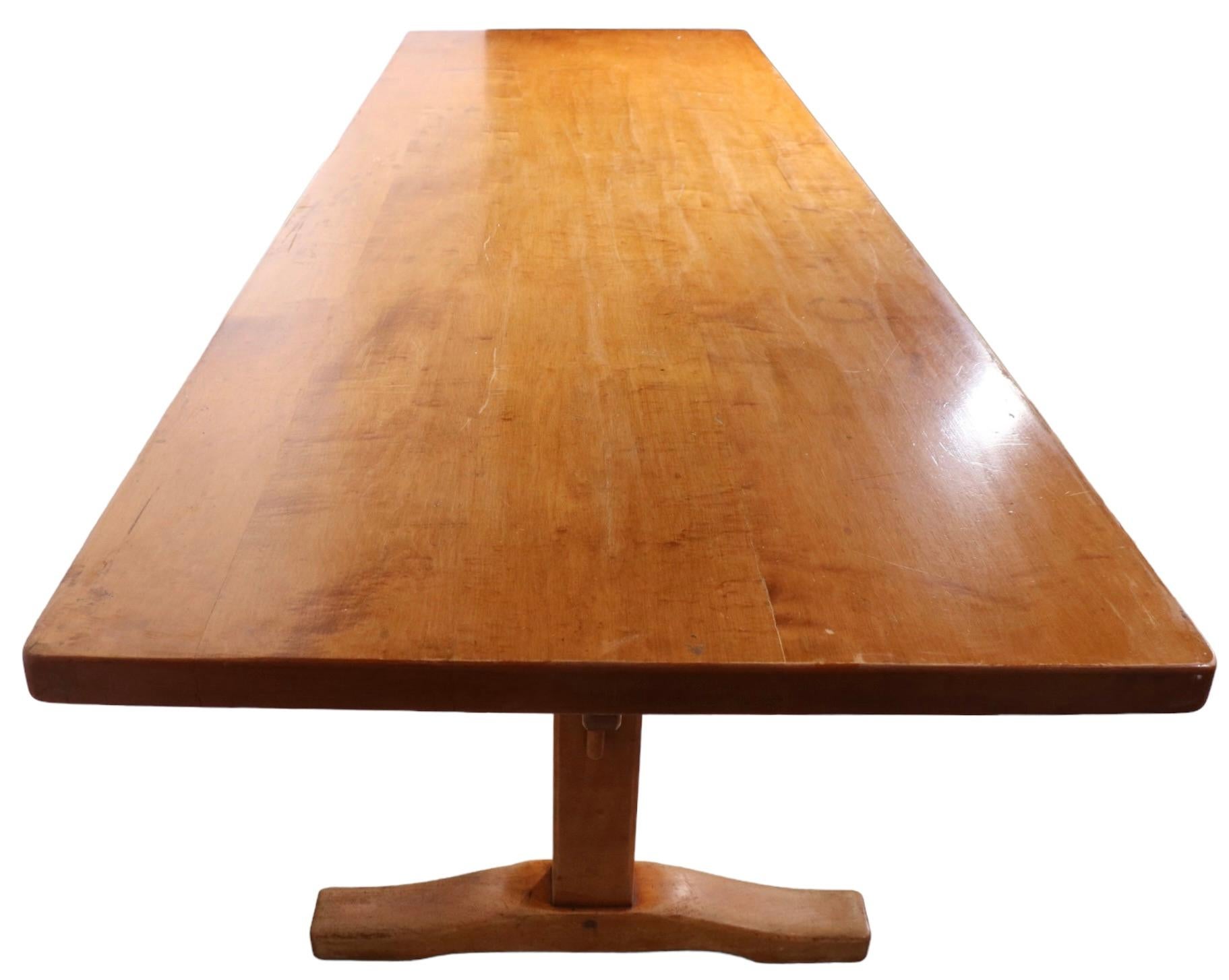 Trestle Base Farm Dining Table Model 6010 Marked Stickley Fayetteville Syracuse For Sale 2