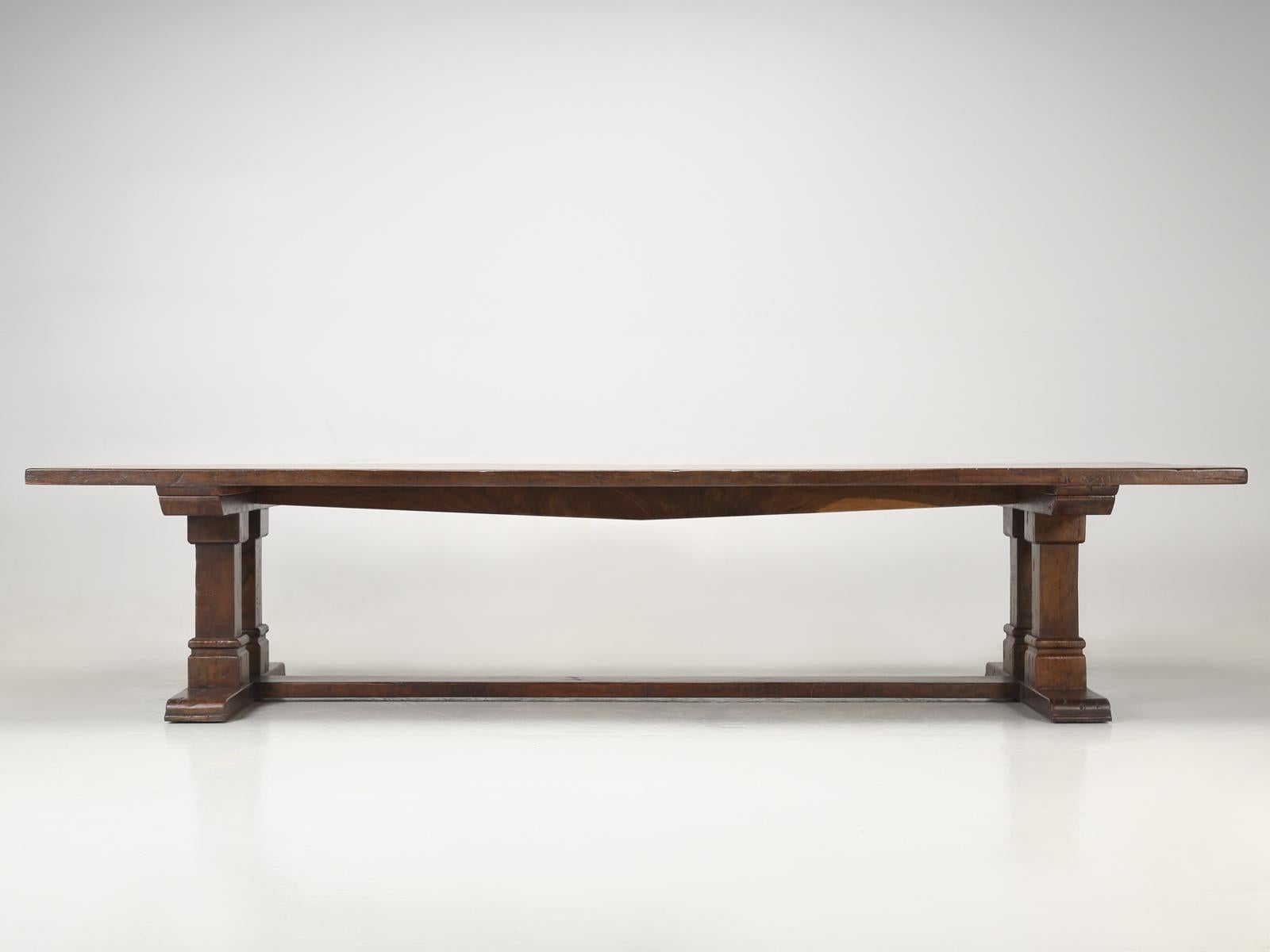 Trestle Esstisch, handgefertigt von Old Plank, Sitz aus aufgearbeiteter Eiche, 16 Personen, jede Größe im Angebot 4