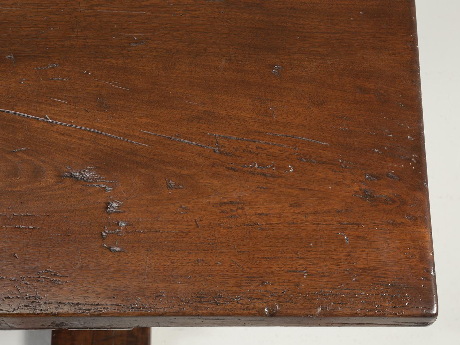Trestle Esstisch, handgefertigt von Old Plank, Sitz aus aufgearbeiteter Eiche, 16 Personen, jede Größe (amerikanisch) im Angebot