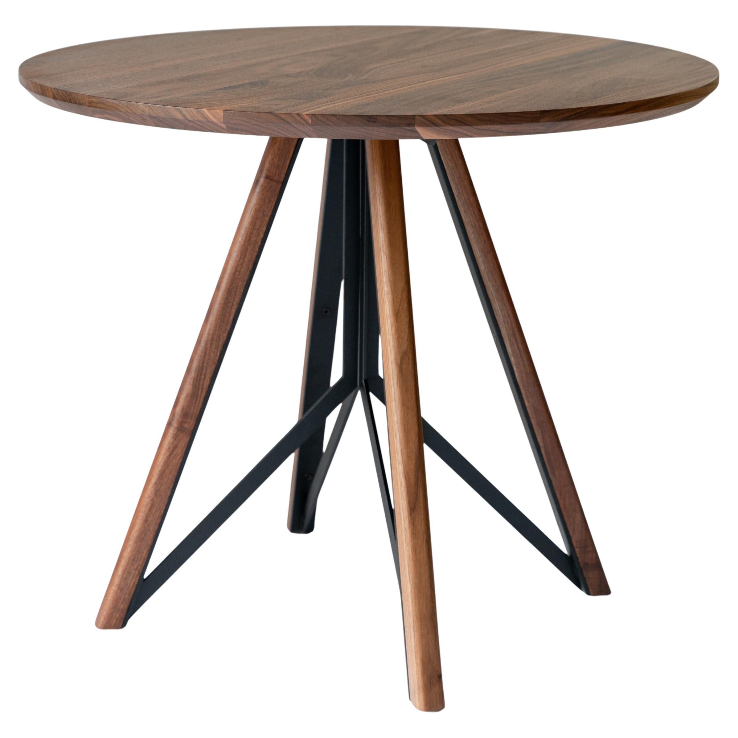 Oggetti nuovi e personalizzabili nella categoria Dining Room Tables