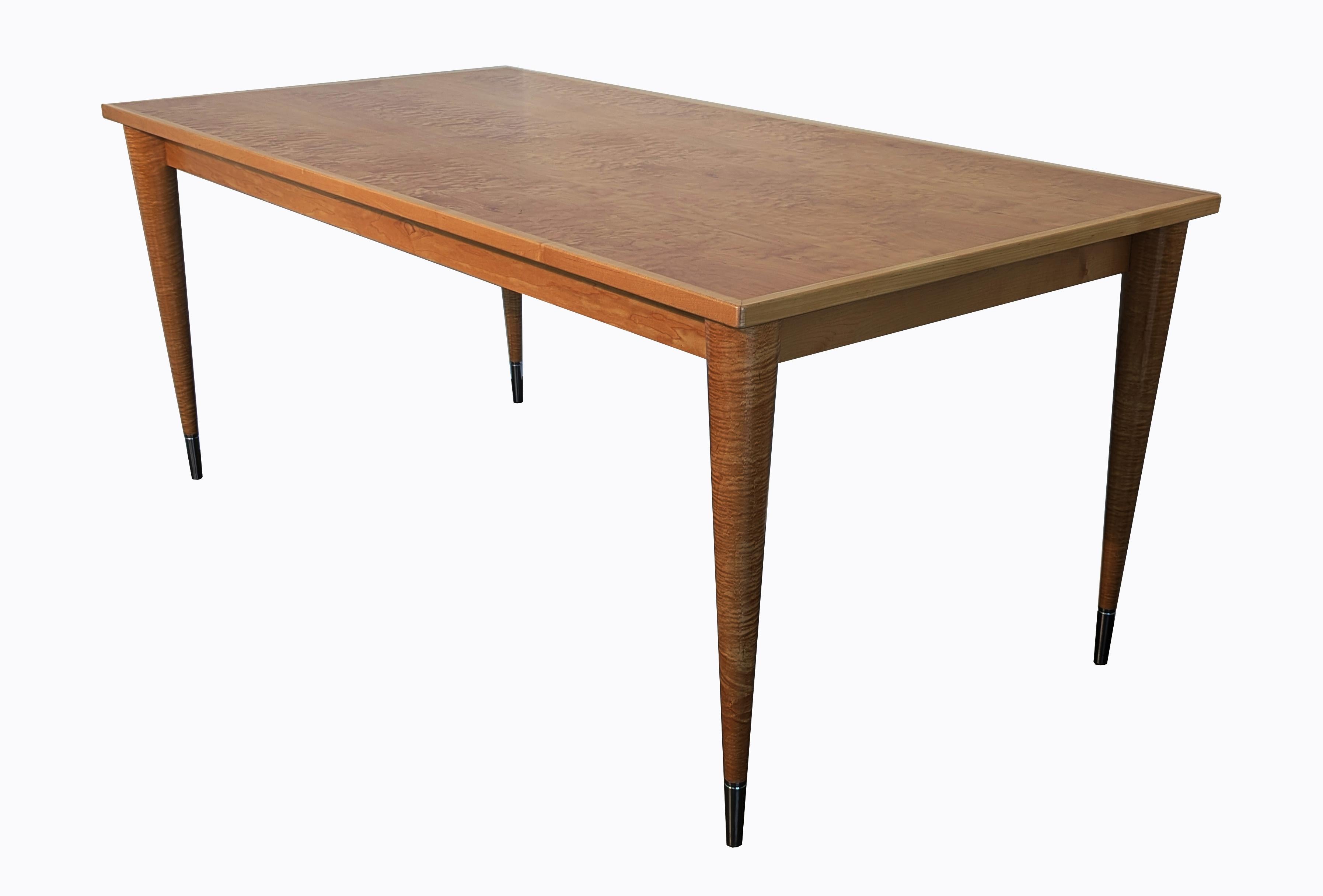Treveglio Dining Table - Figured Canadian Maple In New Condition For Sale In Queensland, AU
