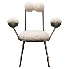 Sedia da pranzo Trevor con braccioli,  Modern, Cornice color bronzo Bouclé crema