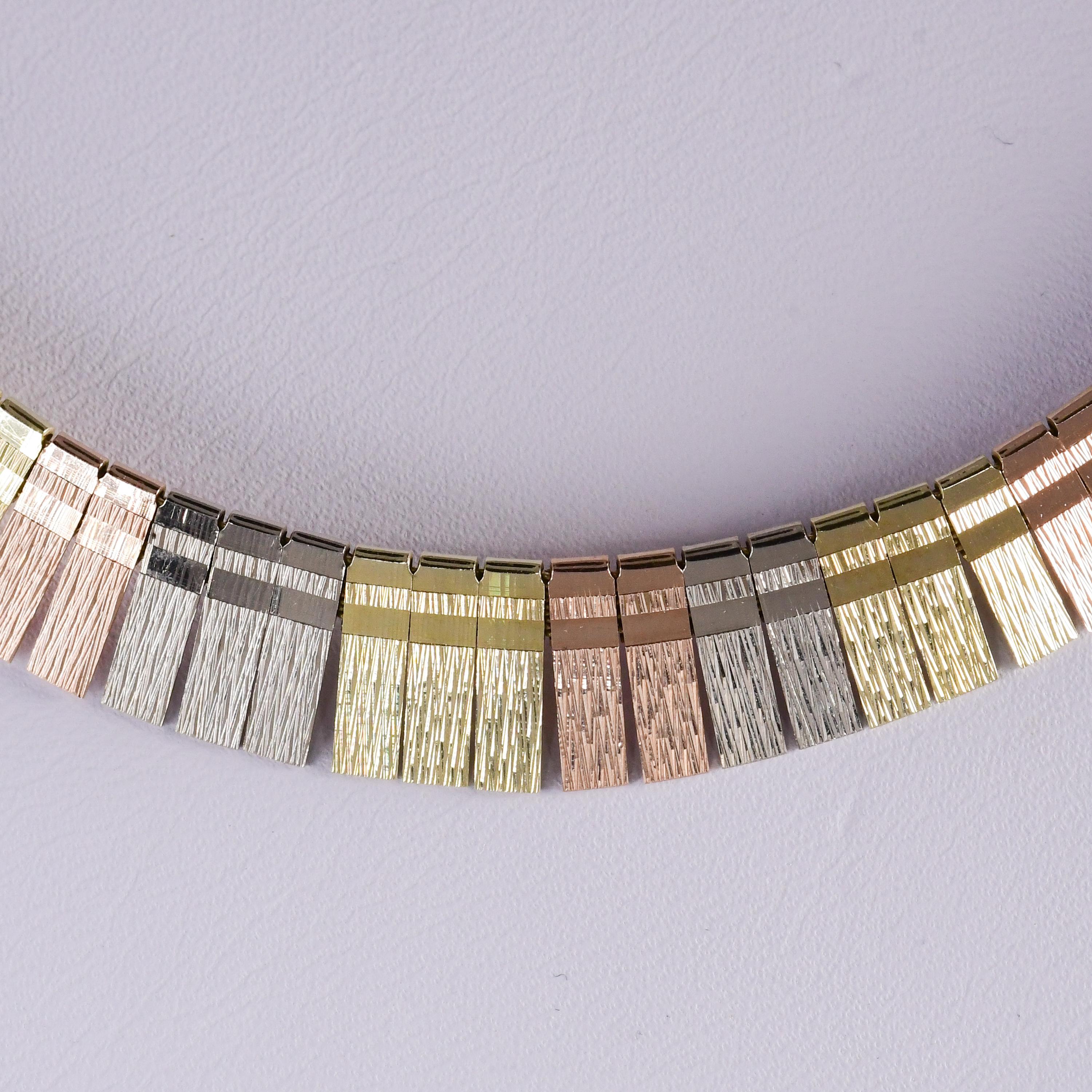 Tri-Color 14 Karat Gold Cleopatra Style Necklace 24.9 Grams In Excellent Condition In Daytona Beach, FL