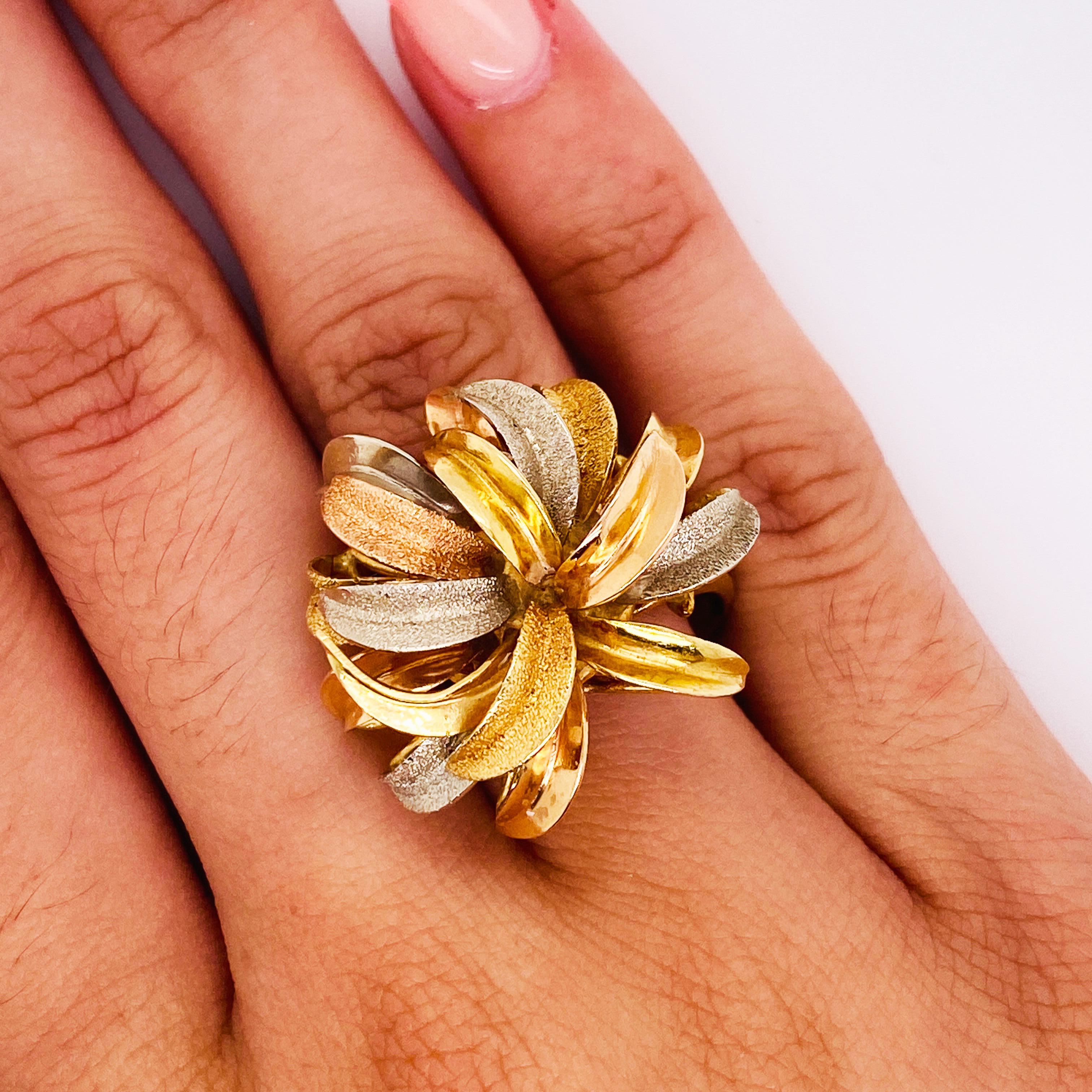 Modern Tri-Color 18K Gold Crown of Fireworks or Leaves Cocktail Ring, Yellow Rose White For Sale