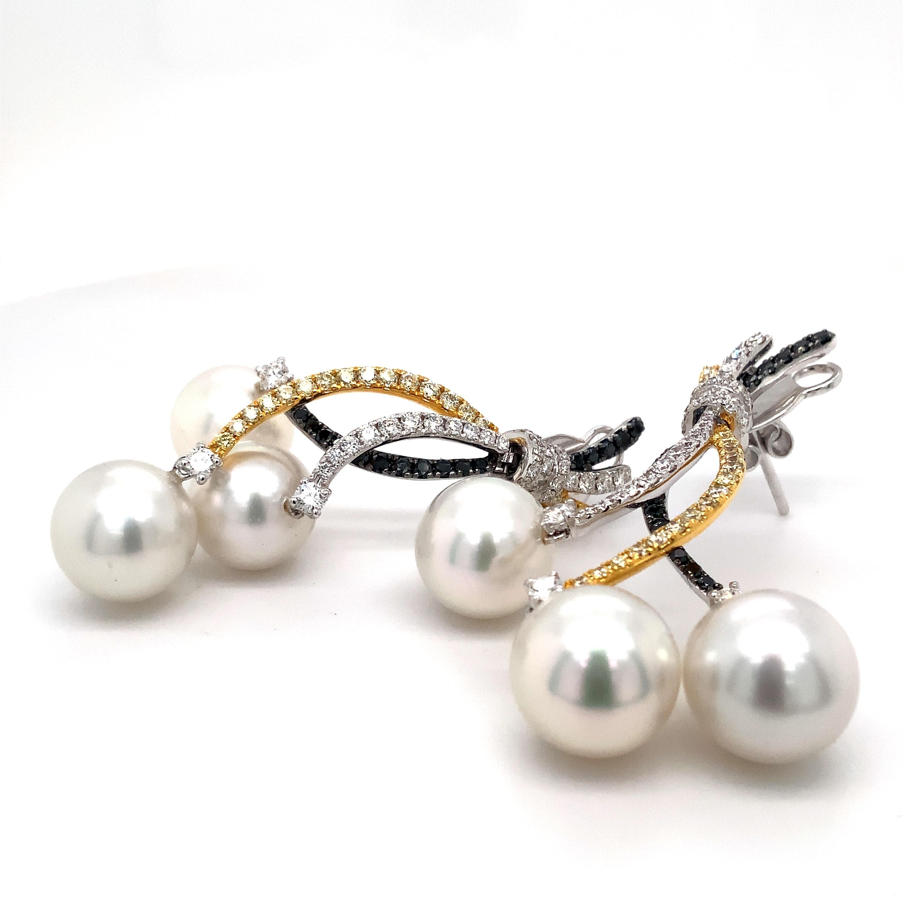 Tri-Color Diamond and Triple White South Sea Pearl Drop Earrings set in 18 kt Go For Sale 2