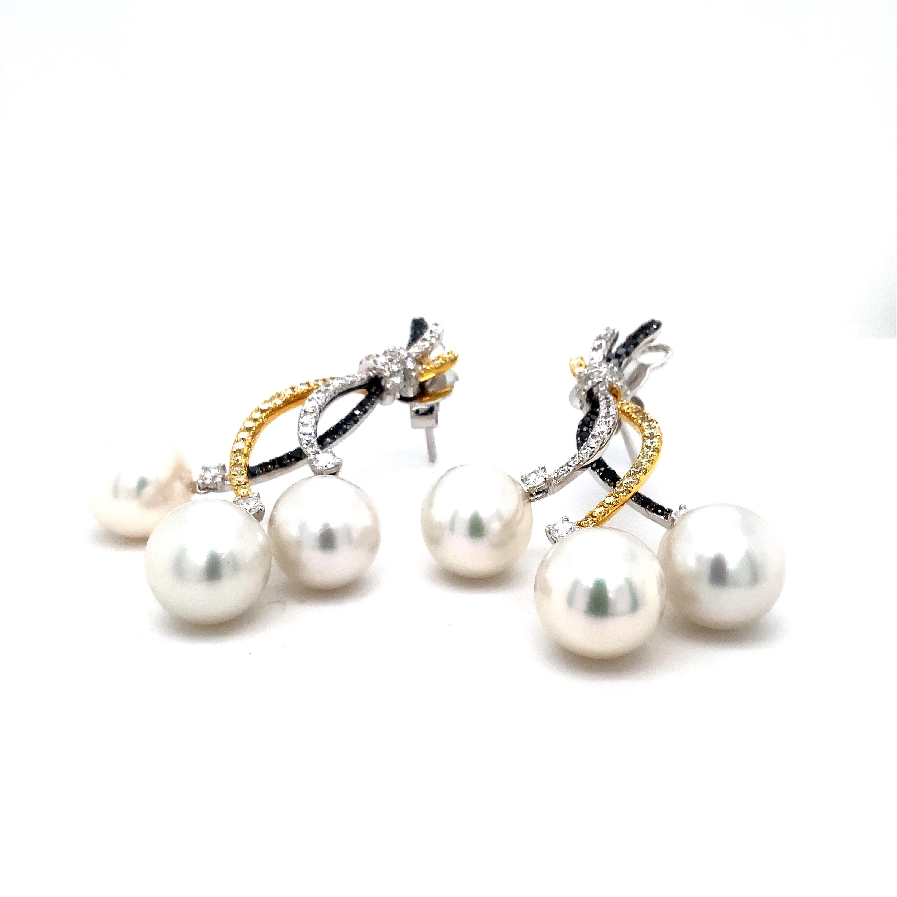 Tri-Color Diamond and Triple White South Sea Pearl Drop Earrings set in 18 kt Go For Sale 4