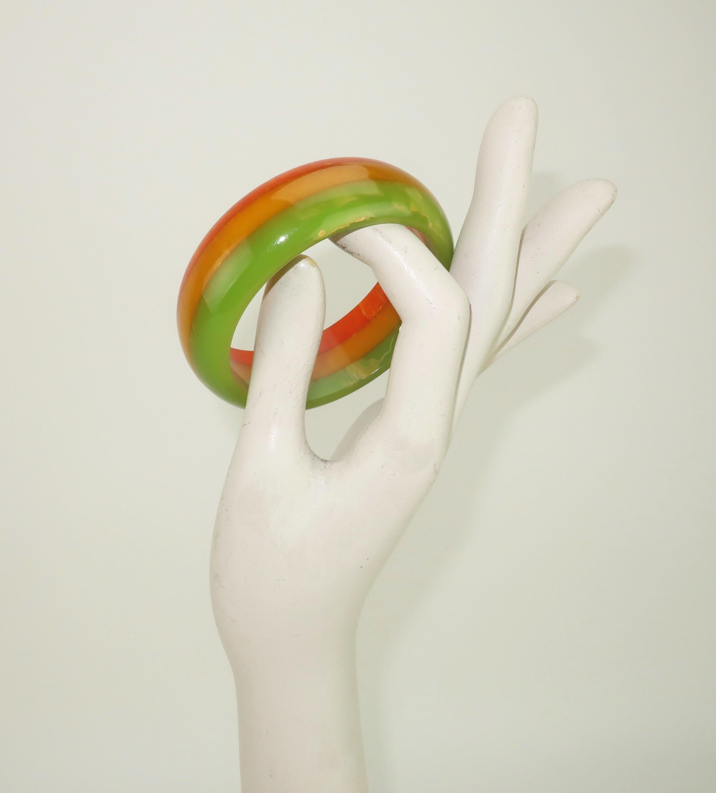 Tri-Color Marbleized Bakelite Bangle Bracelet, C.1950 3