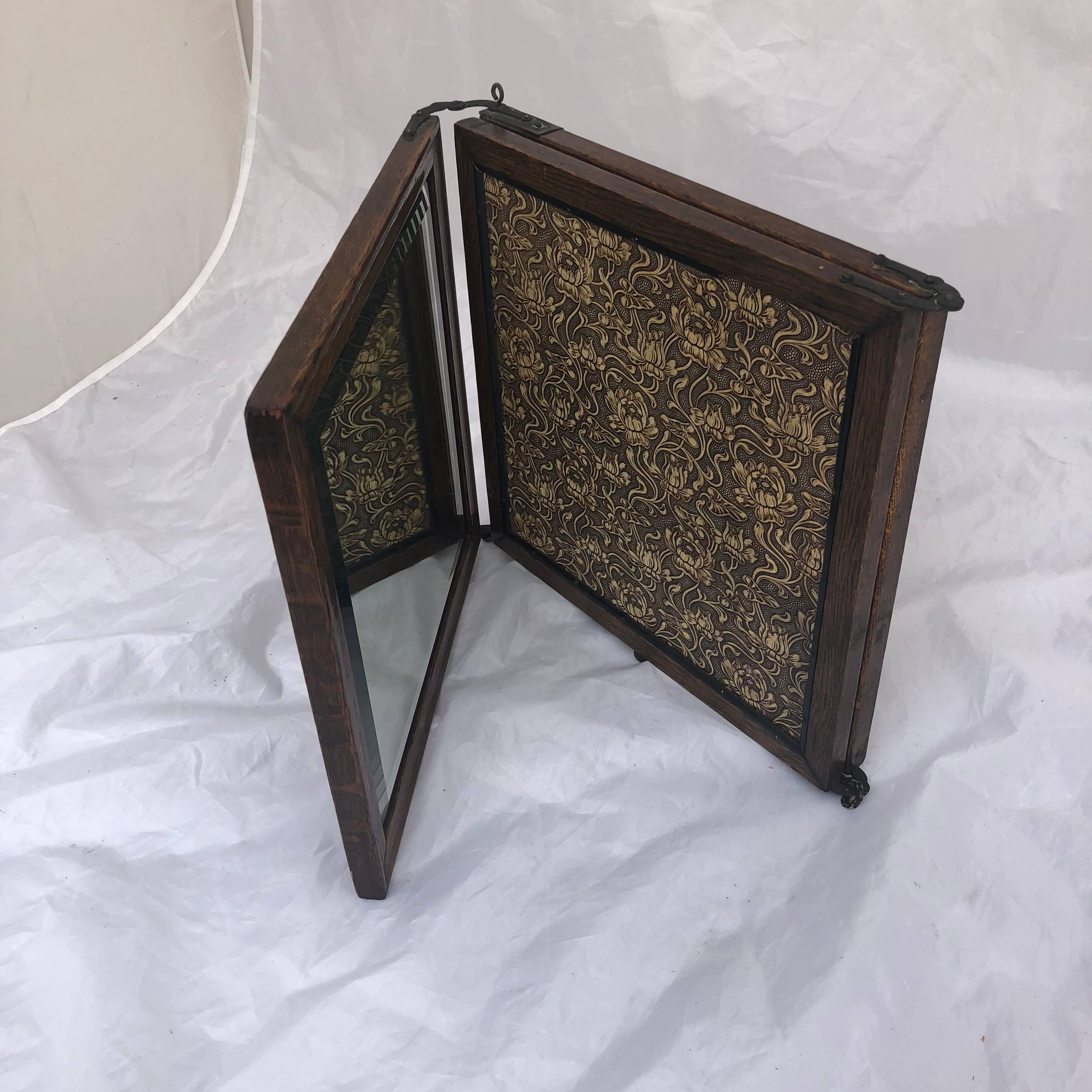 Tri-Fold Travel Vanity Or Dresser Mirror With Beveled Glass 6