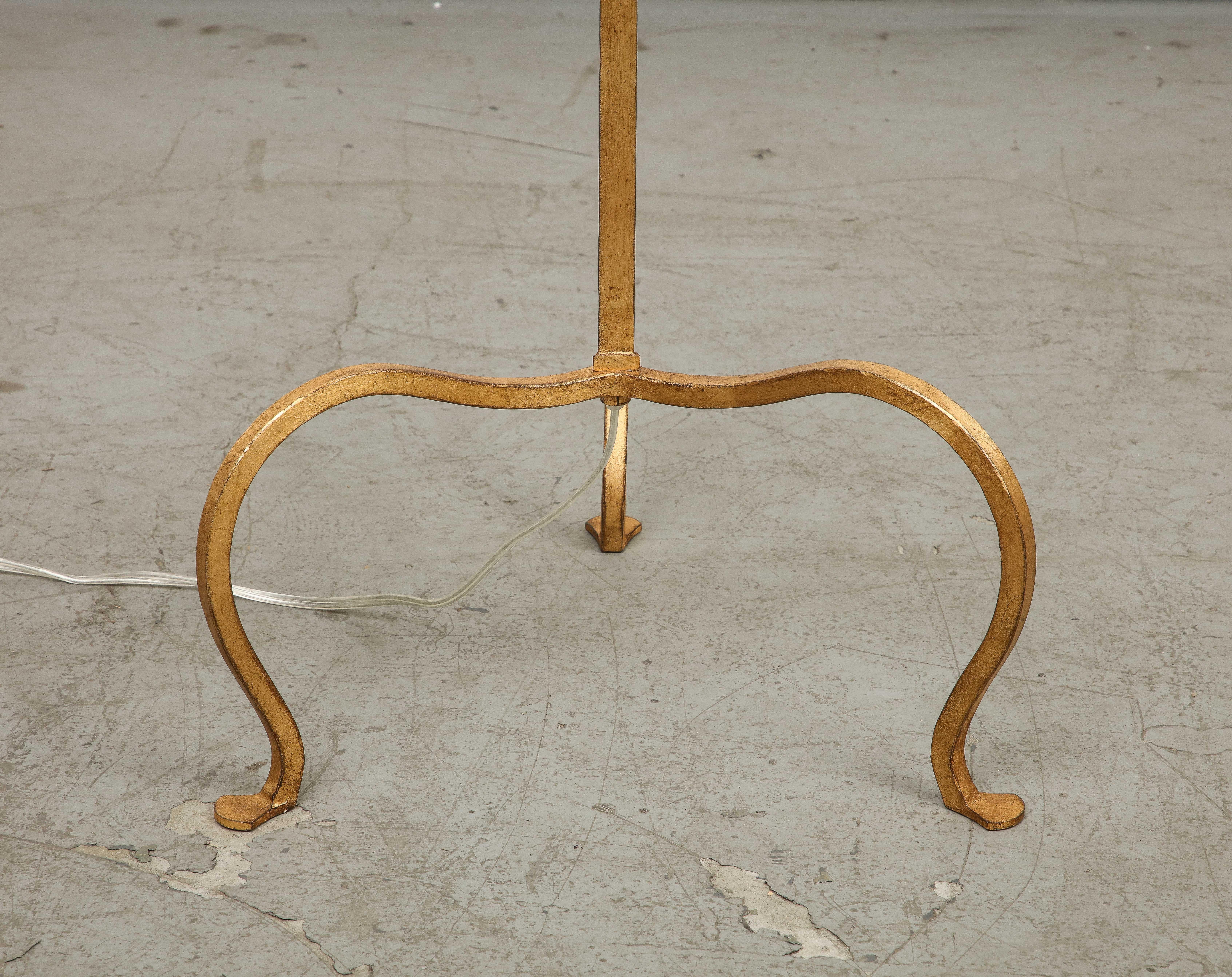 Tri-Leg Floor Lamp in Gilded Iron For Sale 6