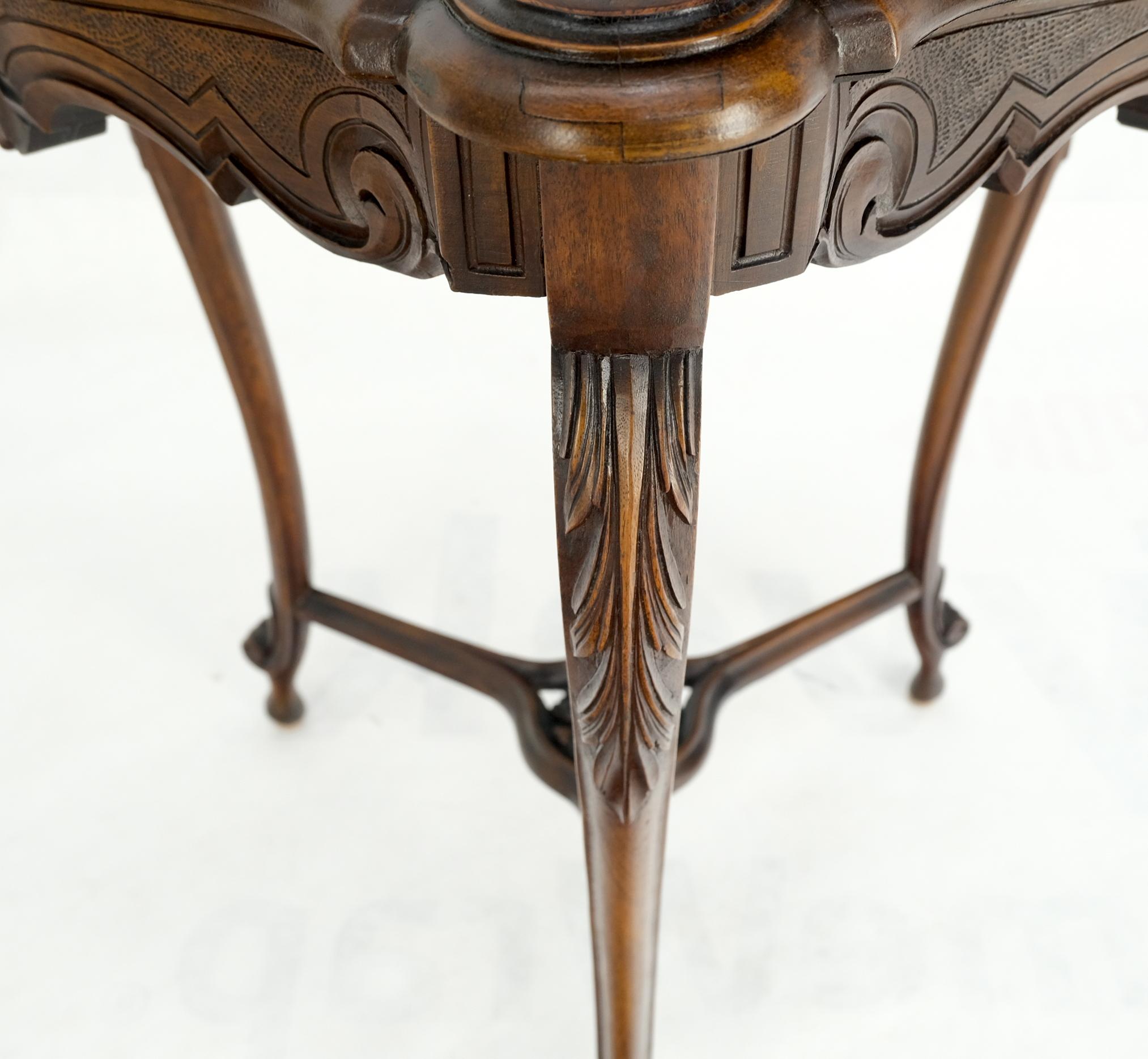 Tri Legged Base Rounded Triangular Shape Carved Walnut Stand Lamp Candle Table For Sale 5