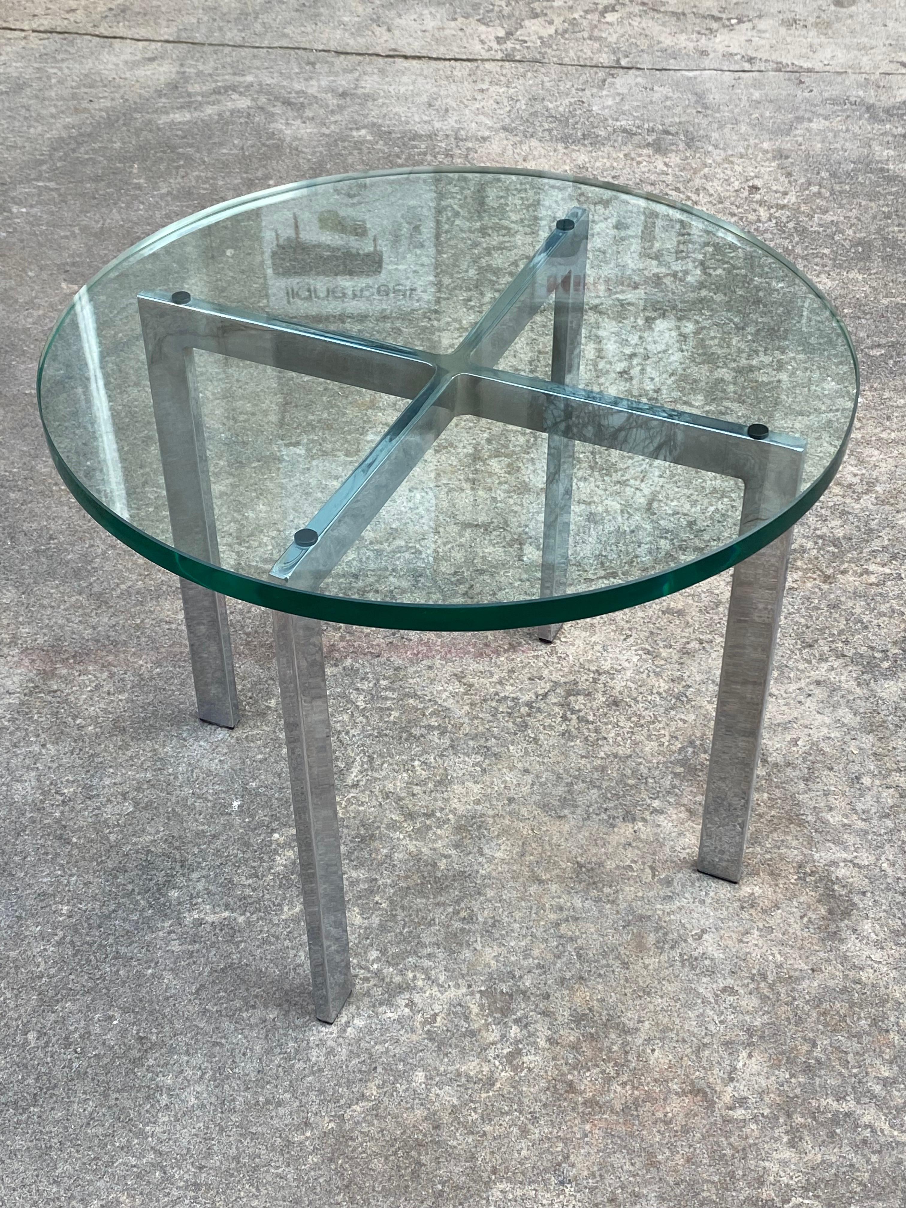Tri-Mark Barcelona Style Side Table In Good Condition In Philadelphia, PA