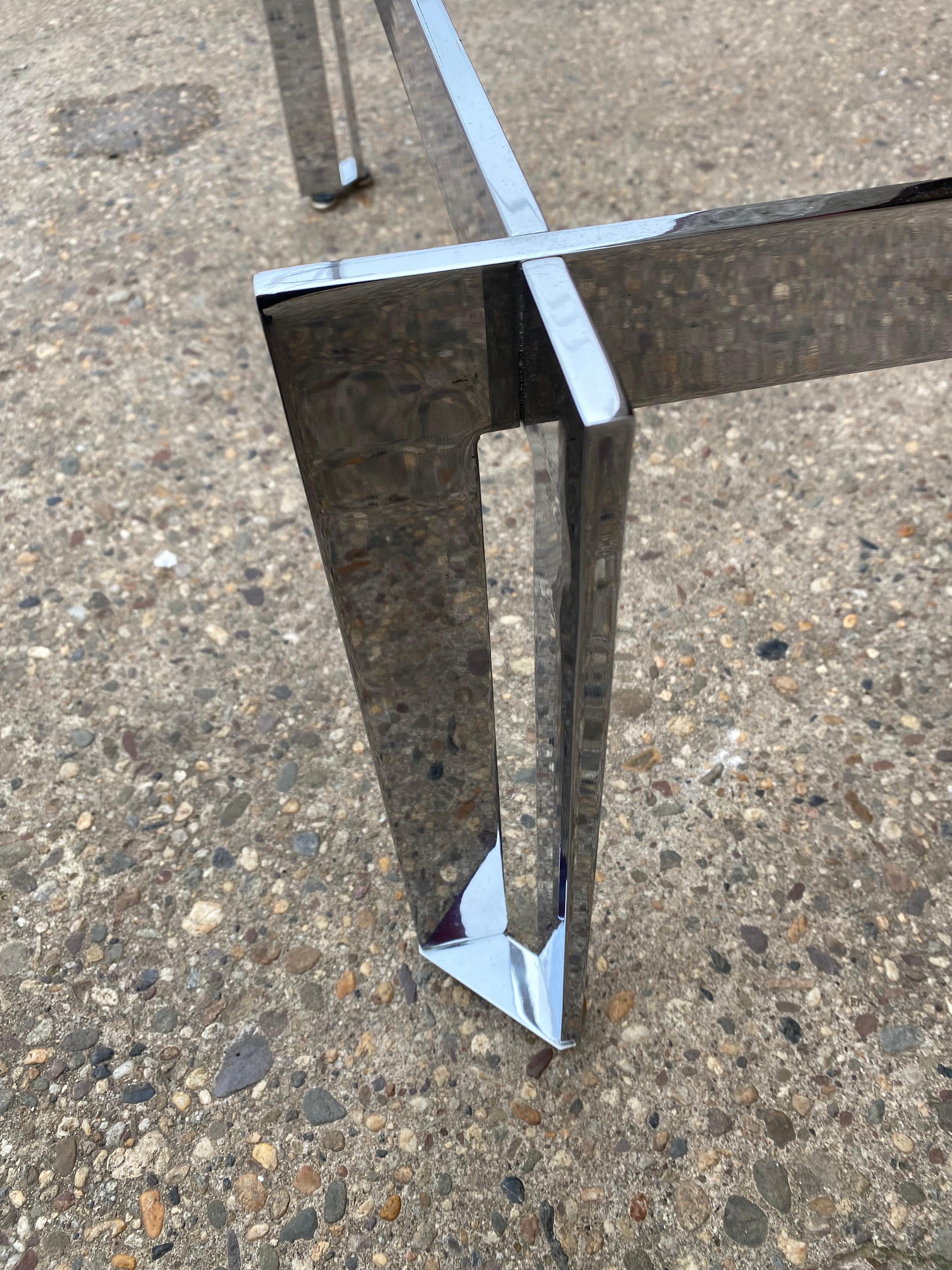 Verre Table basse en verre et chrome Tri-Mark Design/One par James Howell en vente