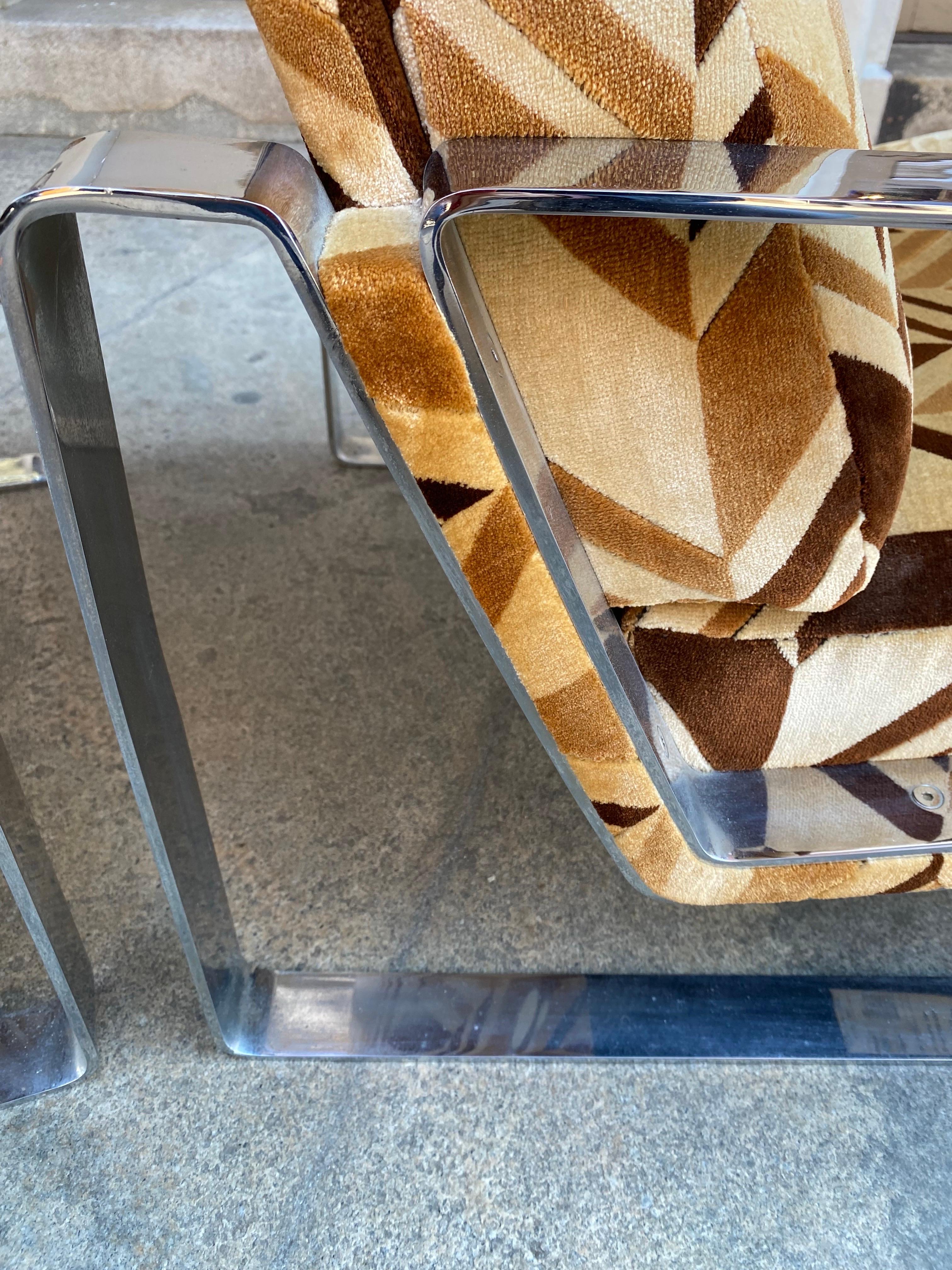 Tri-Mark Milo Baughman Style Flat Band Chrome Lounge Chairs In Good Condition In Philadelphia, PA