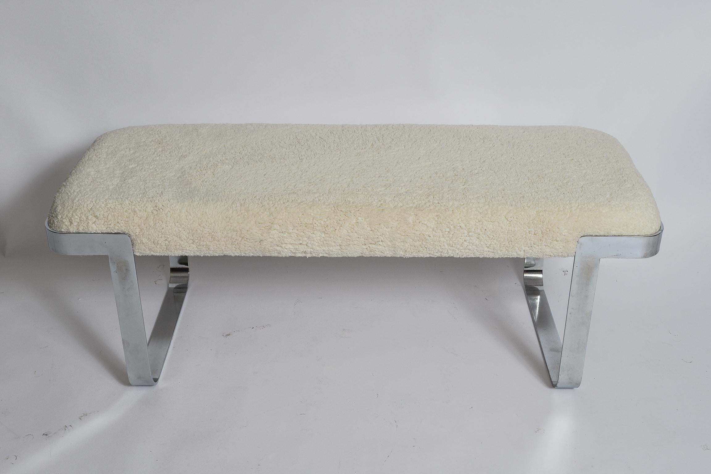 Late 20th Century Tri Mark Upholstered Bench For Sale