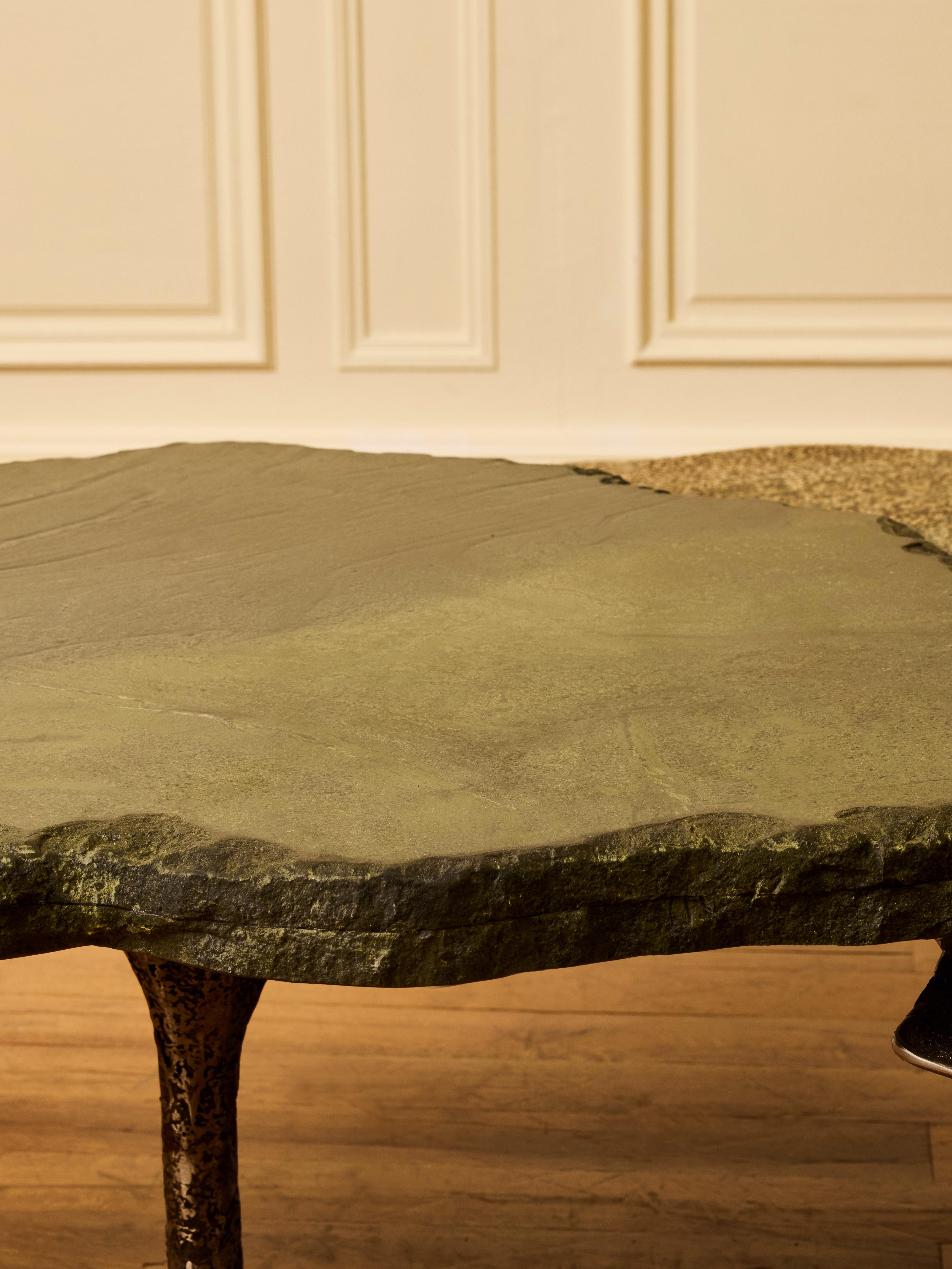 Table basse Tri-Matières par CHANEL pour la Galerie Glustin Neuf - En vente à Saint-Ouen (PARIS), FR