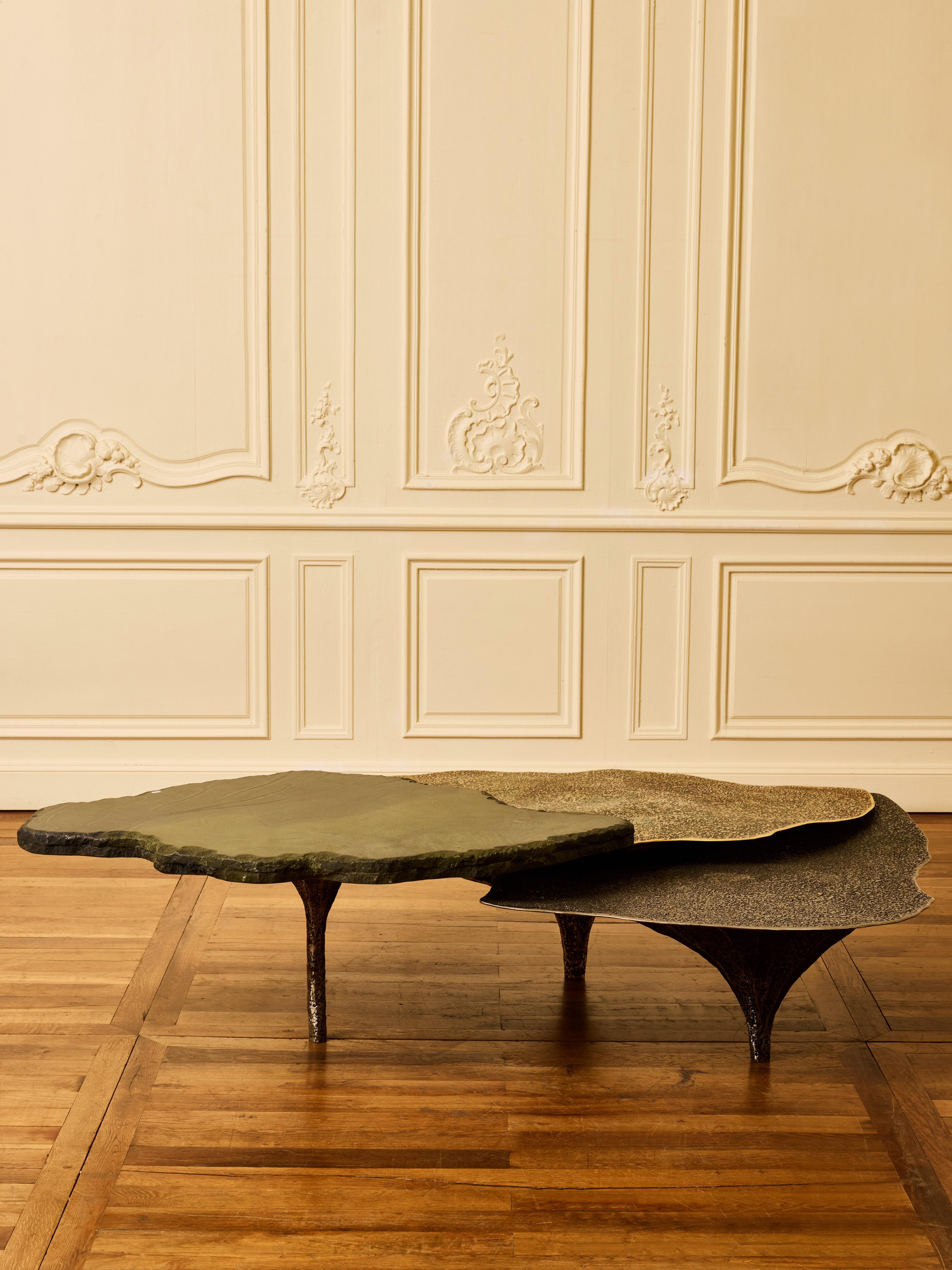XXIe siècle et contemporain Table basse Tri-Matières par CHANEL pour la Galerie Glustin en vente